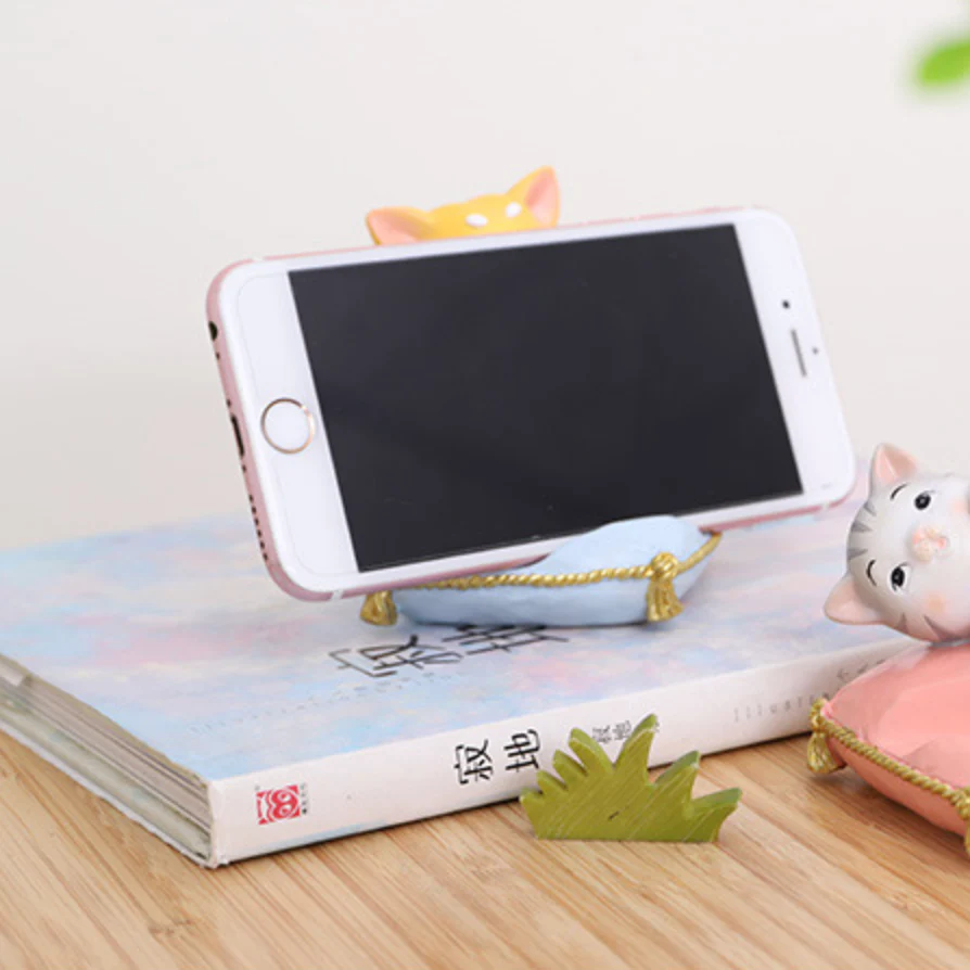 Dog Phone Stand - Image 4