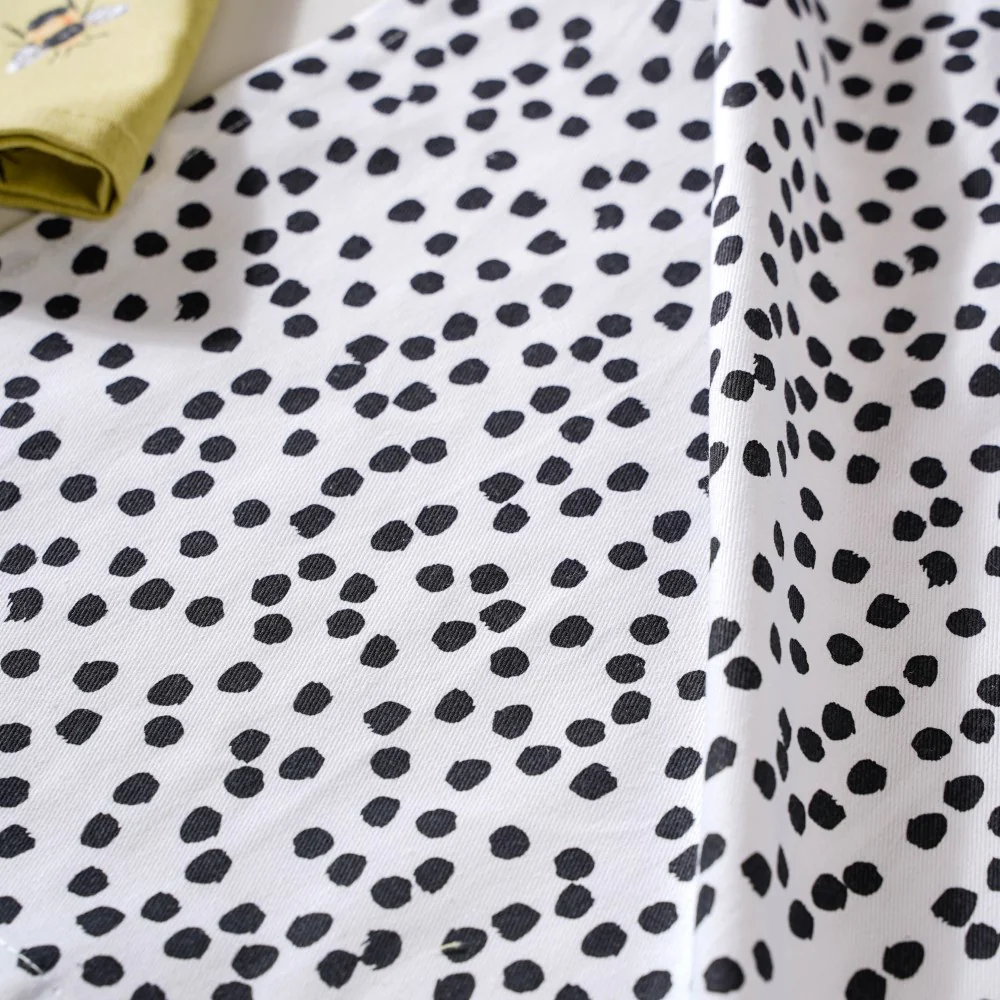 Dots and Bees Printed Cotton Tea Towel Of 2 - Image 11
