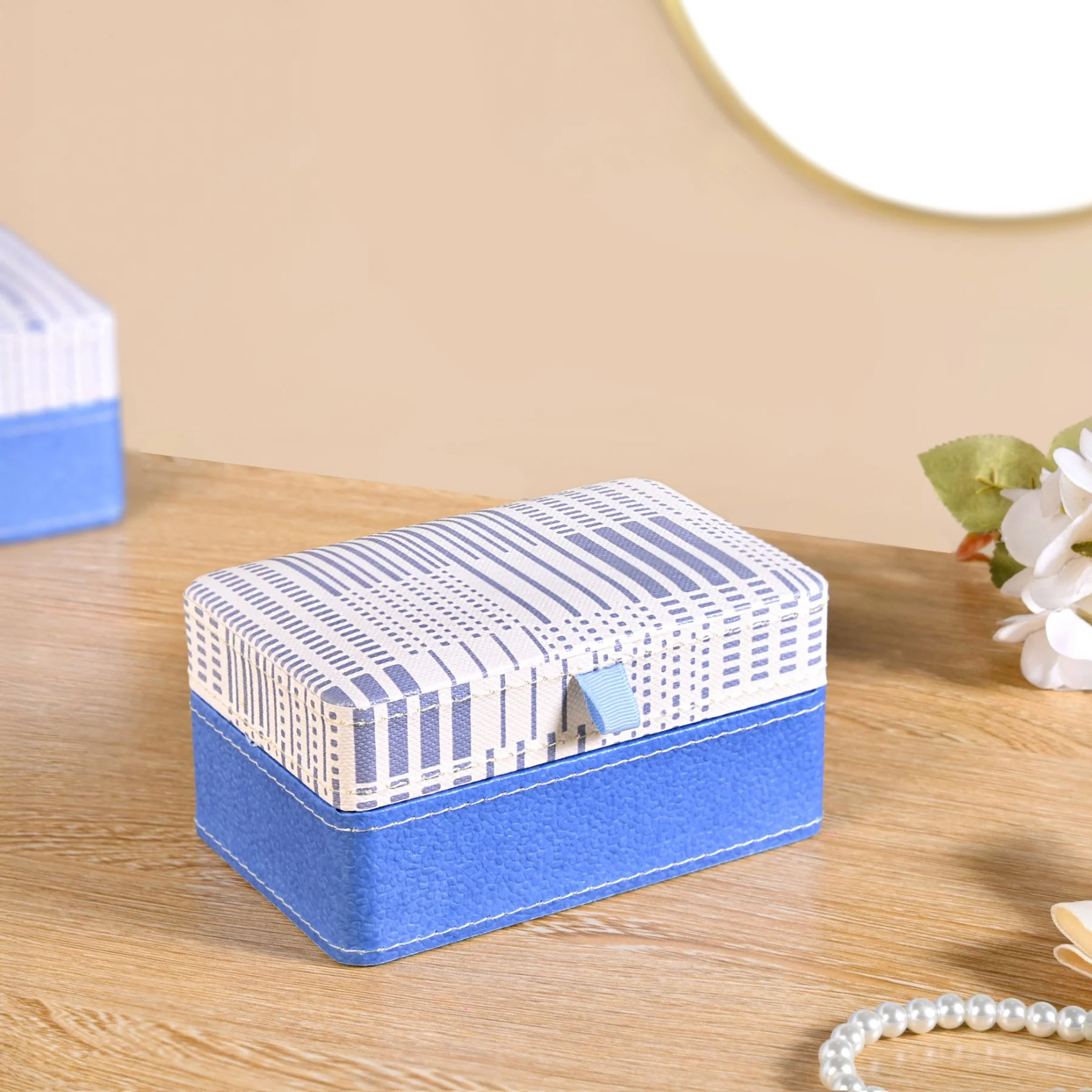 Dots And Dash Portable Jewellery Box With Mirror