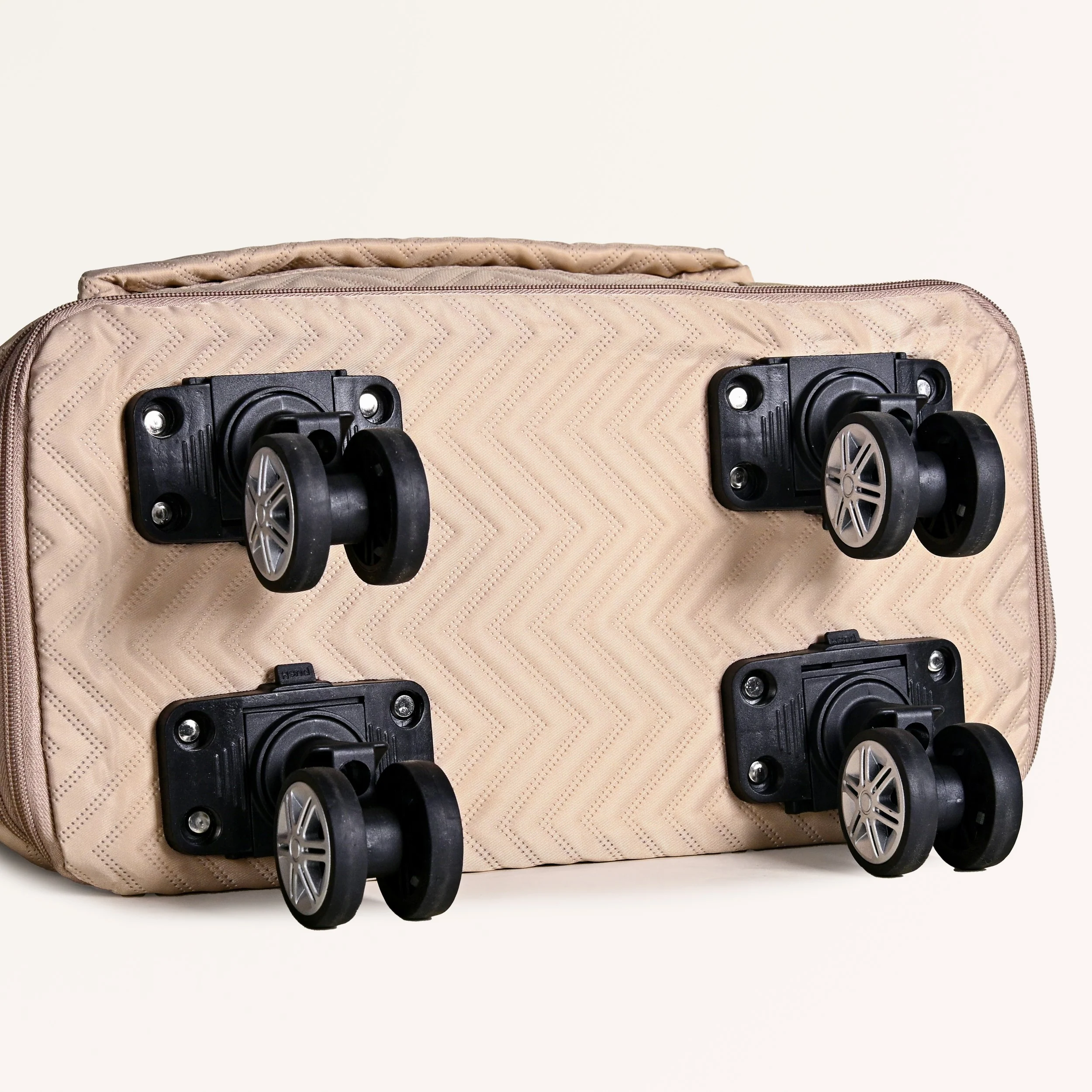 Double Expandable Movo Travel Bag With Detachable Wheels - Image 10