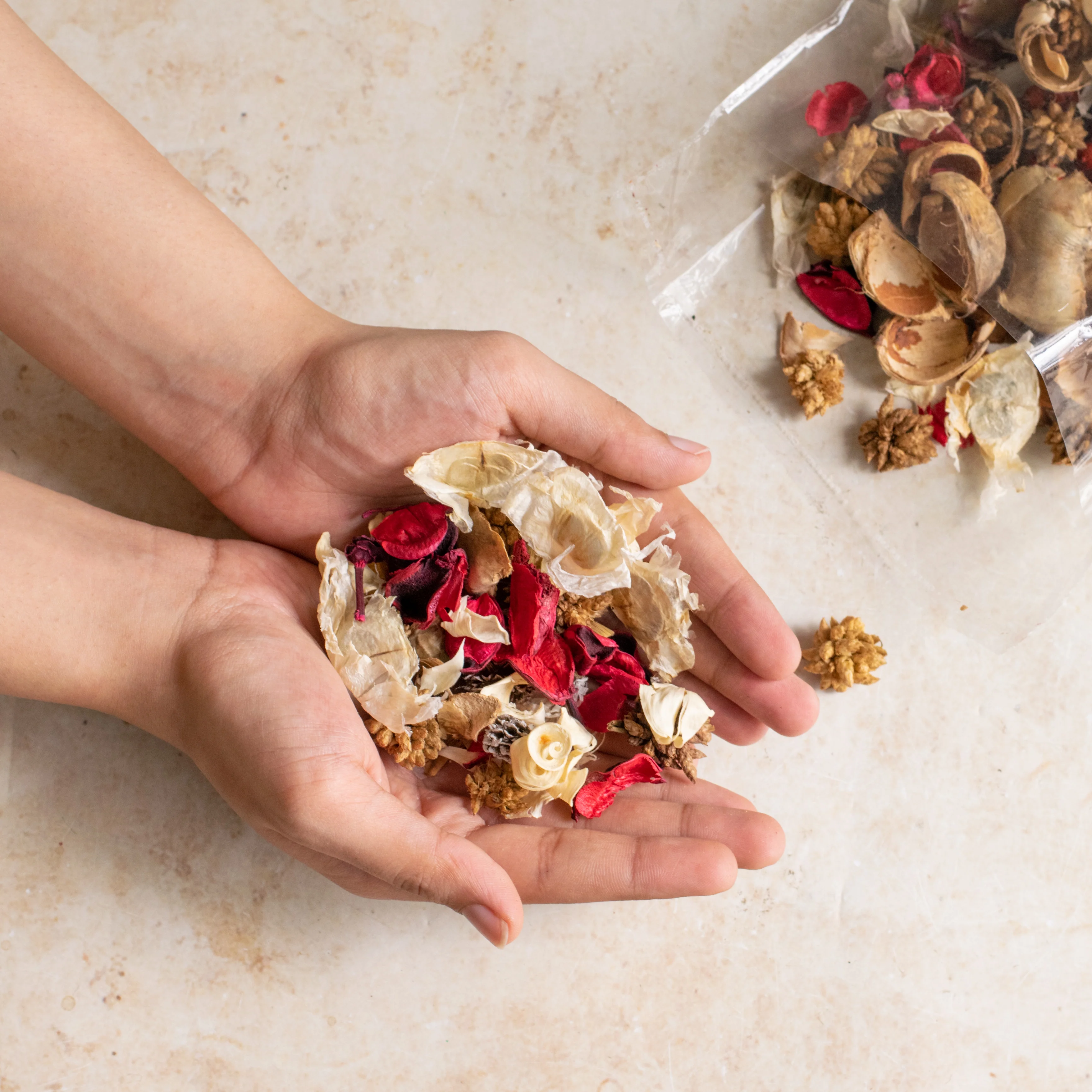 Dried Flowers Potpourri - Image 2