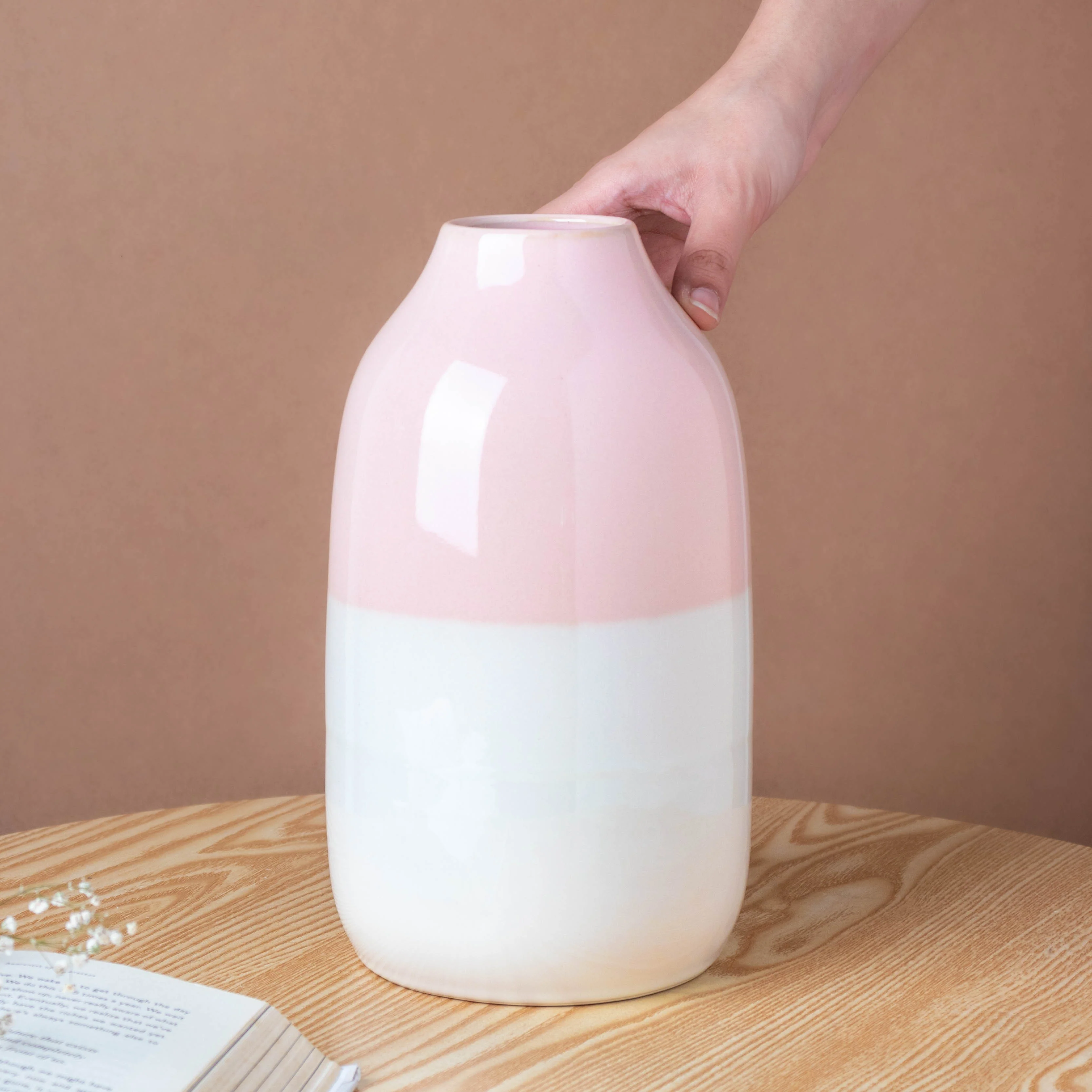 Dual Toned Flower Vase - Image 3