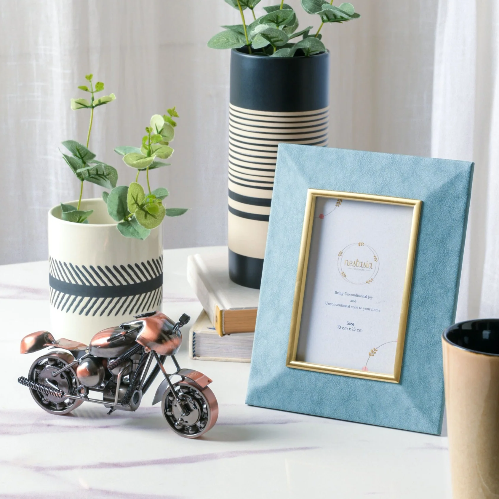 Dual Toned Taper Flower Vase - Image 14
