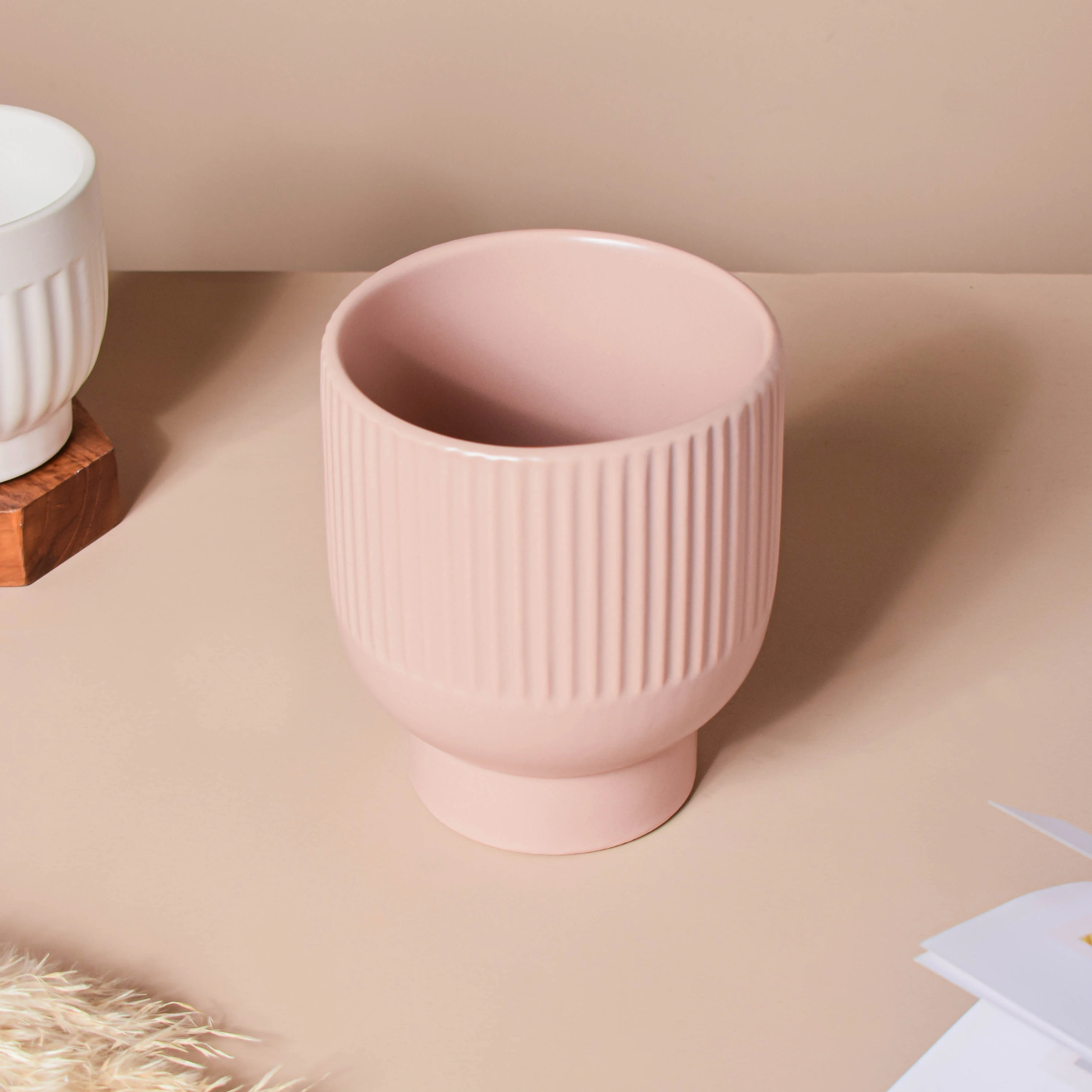 Dusky Pink Glazed Pot - Image 5