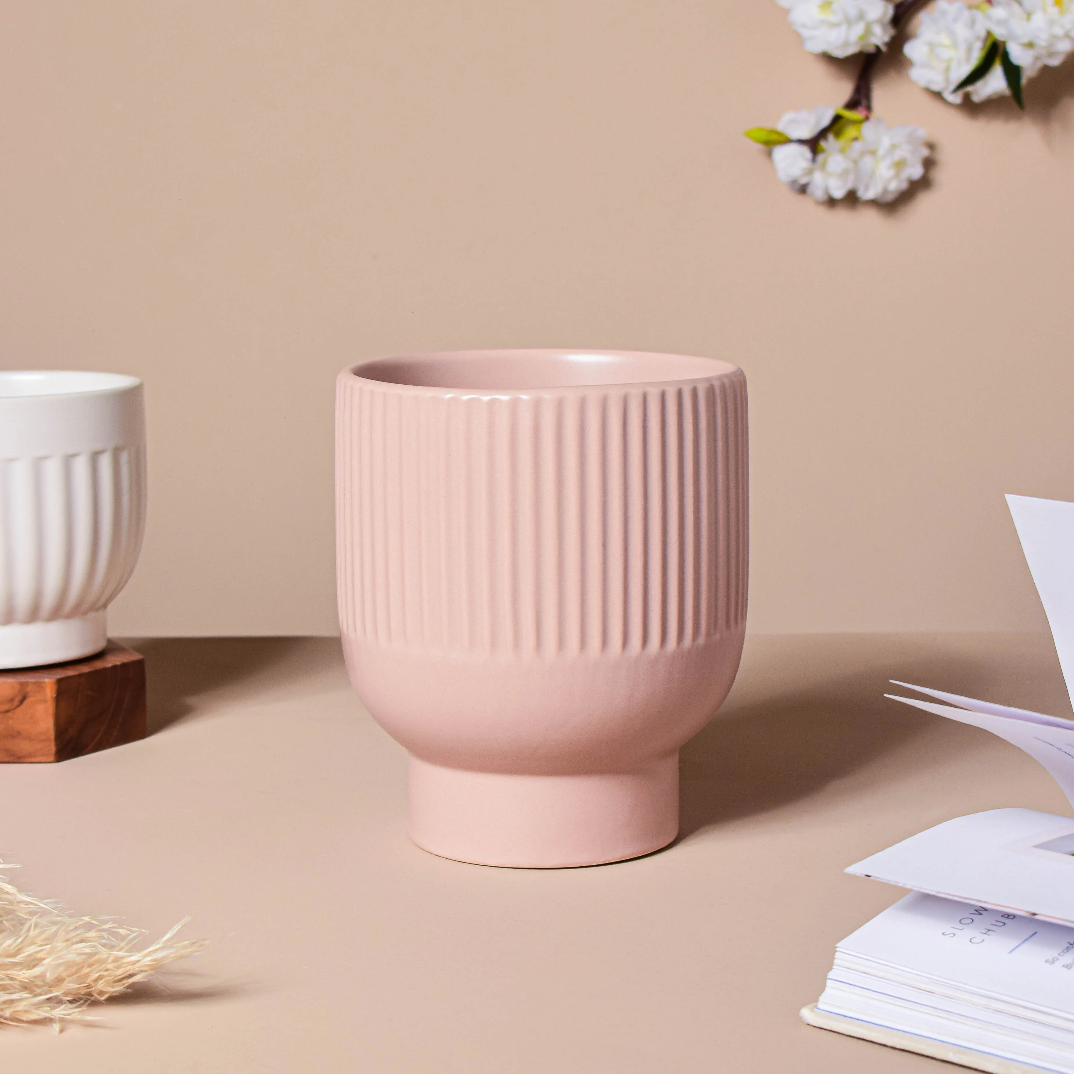 Dusky Pink Glazed Pot - Image 6