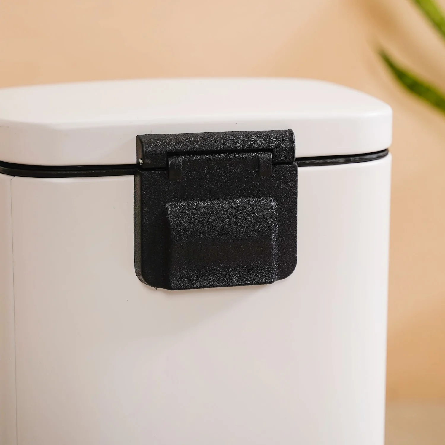 Dustro Metal Pedal Dustbin White 5000ml - Image 7