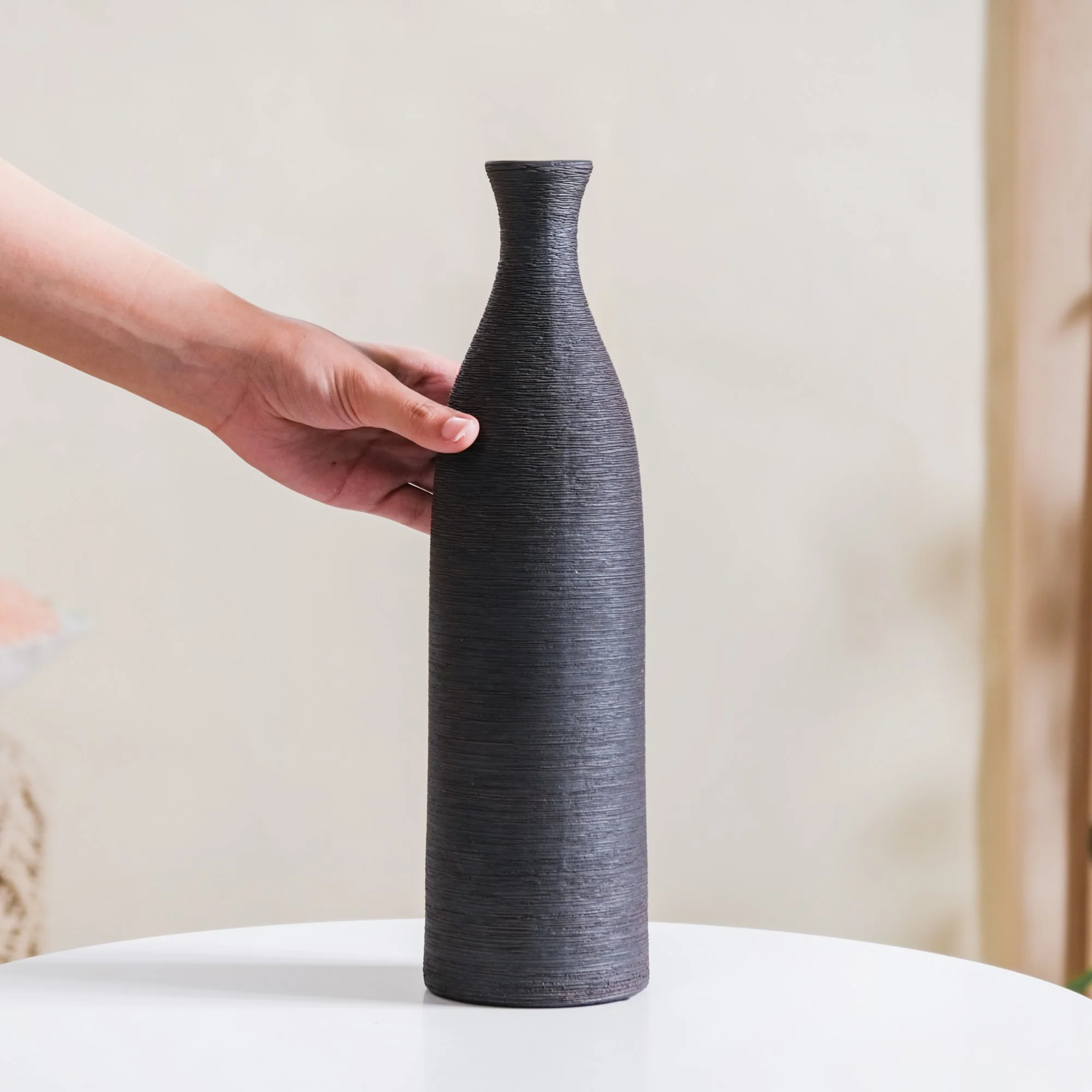 Earthy Black Pottery Ceramic Vase - Image 9