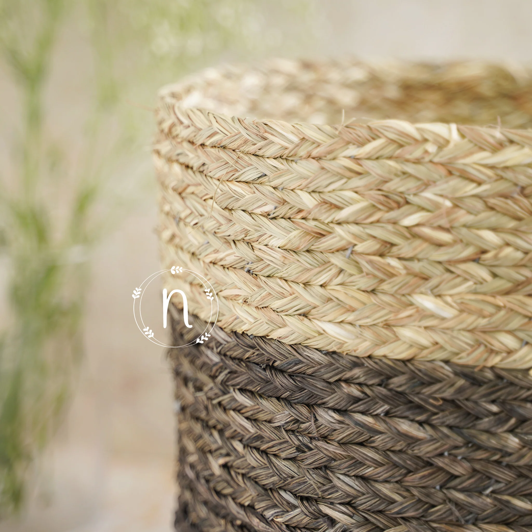 Eco-Friendly Planter Baskets Brown Set of 2 - Image 8