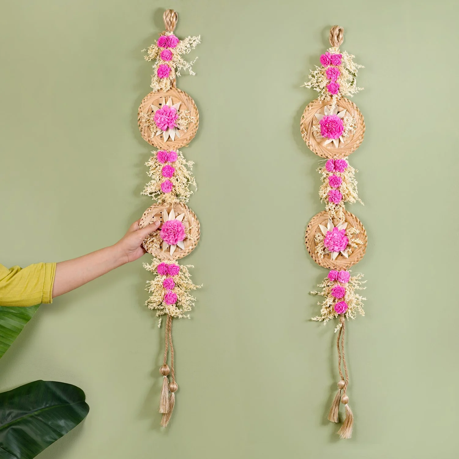 Eco Friendly Sola Flowers Wall Hanging Pink Set Of 2 - Image 2