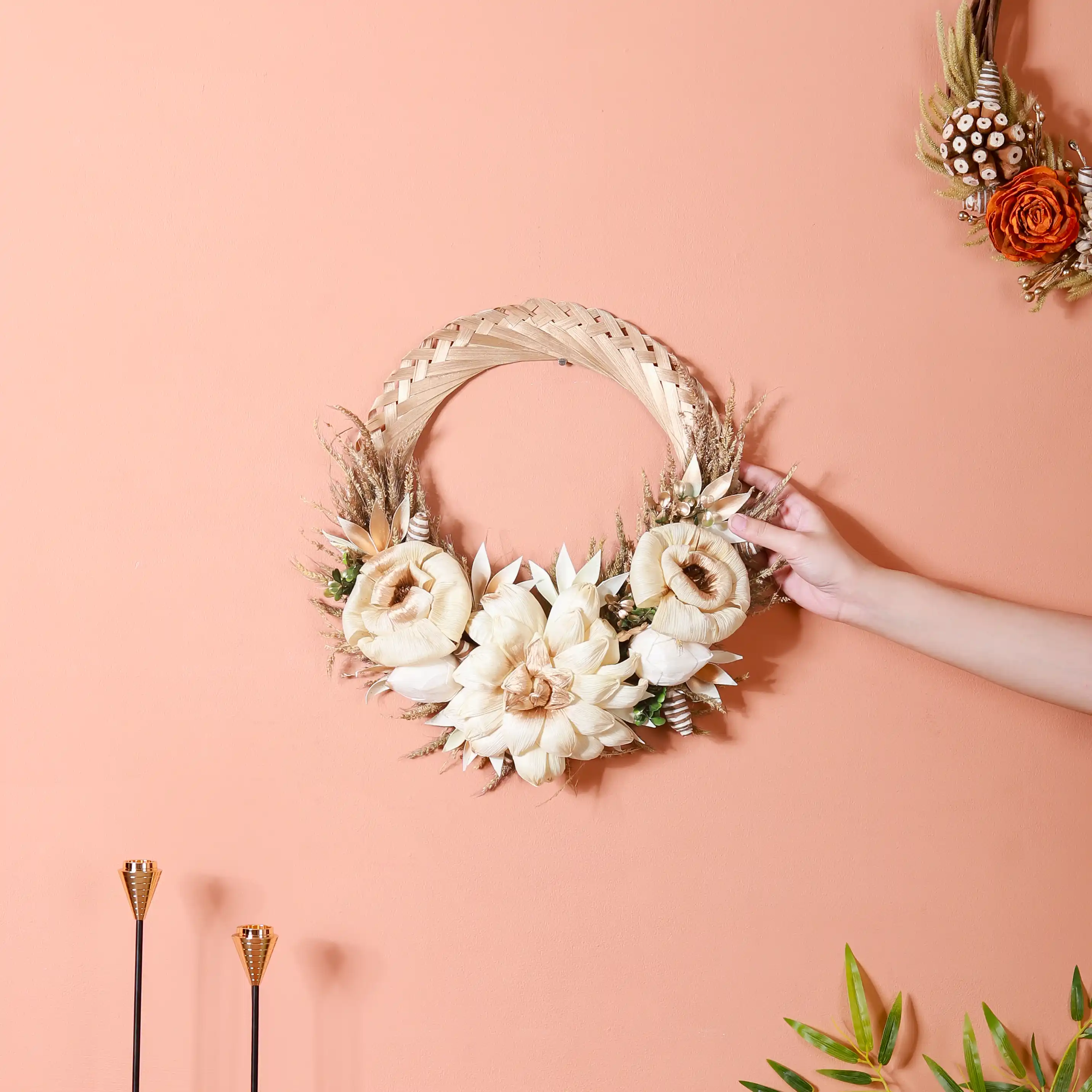 Eco-Friendly Wreath With Dried Flowers - Image 3