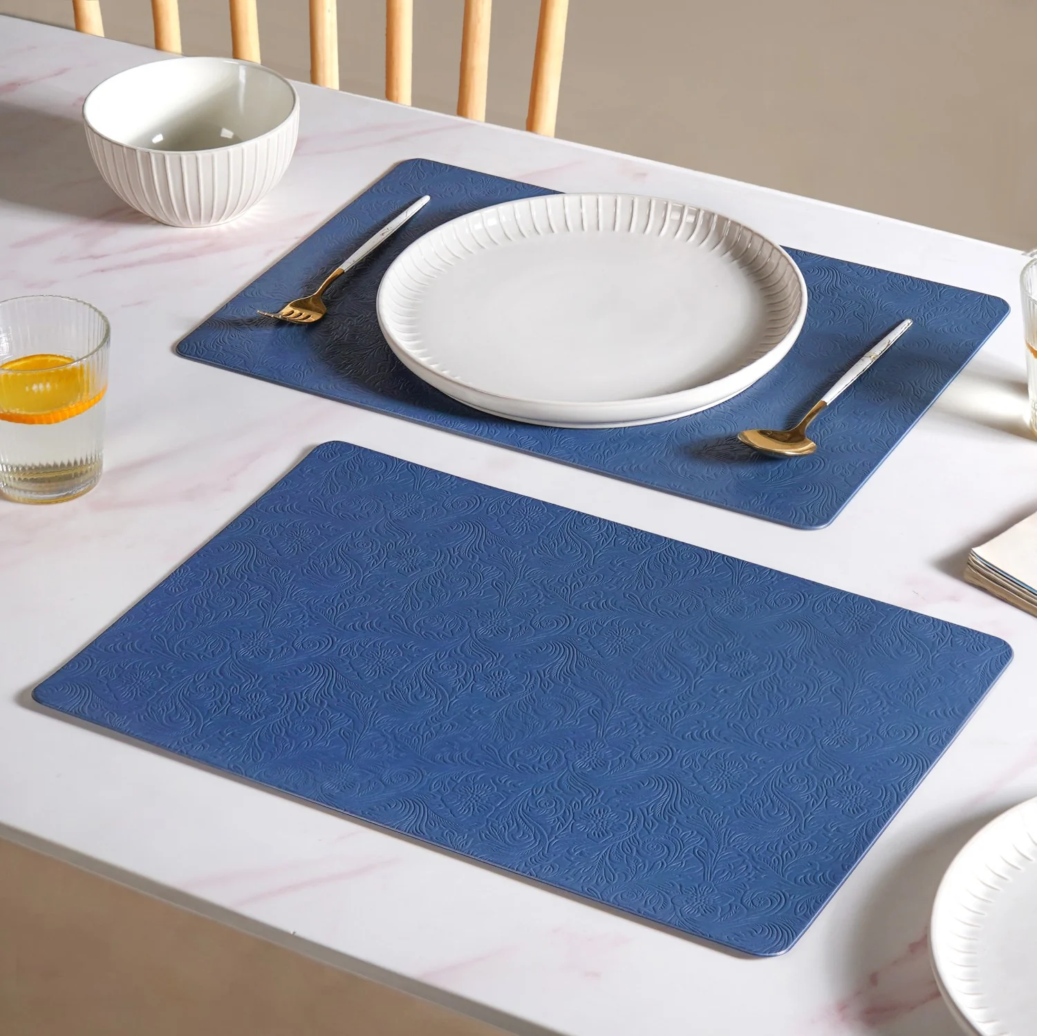 Electric Blue Embossed Table Mat Set Of 6 - Image 3