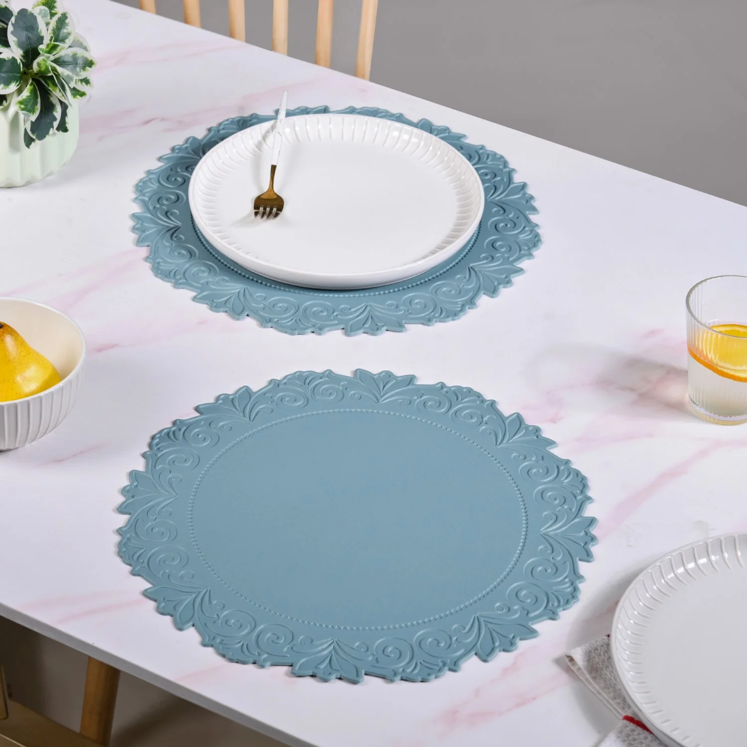 Embossed Cerulean Round Placemat Set Of 6 - Image 3