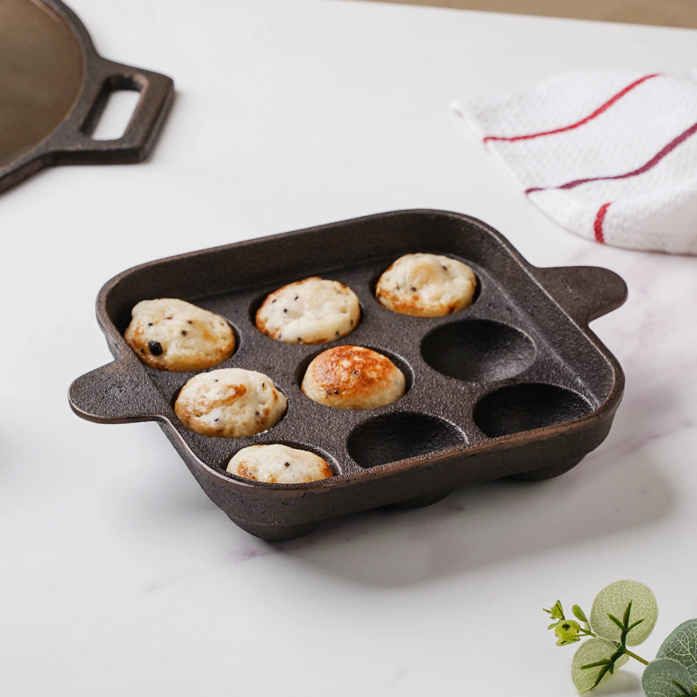 Empress Cast Iron Ultra Smooth Square Paniyaram Pan 9 Pit - Image 3