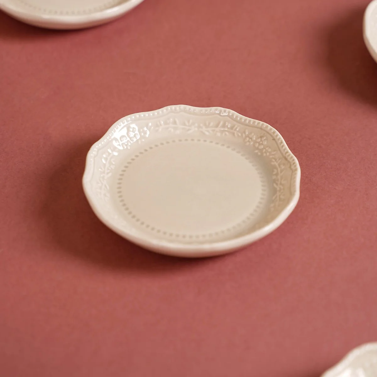 Era Embossed Small Dessert Plate Set Of 6 Beige 4.5" - Image 6