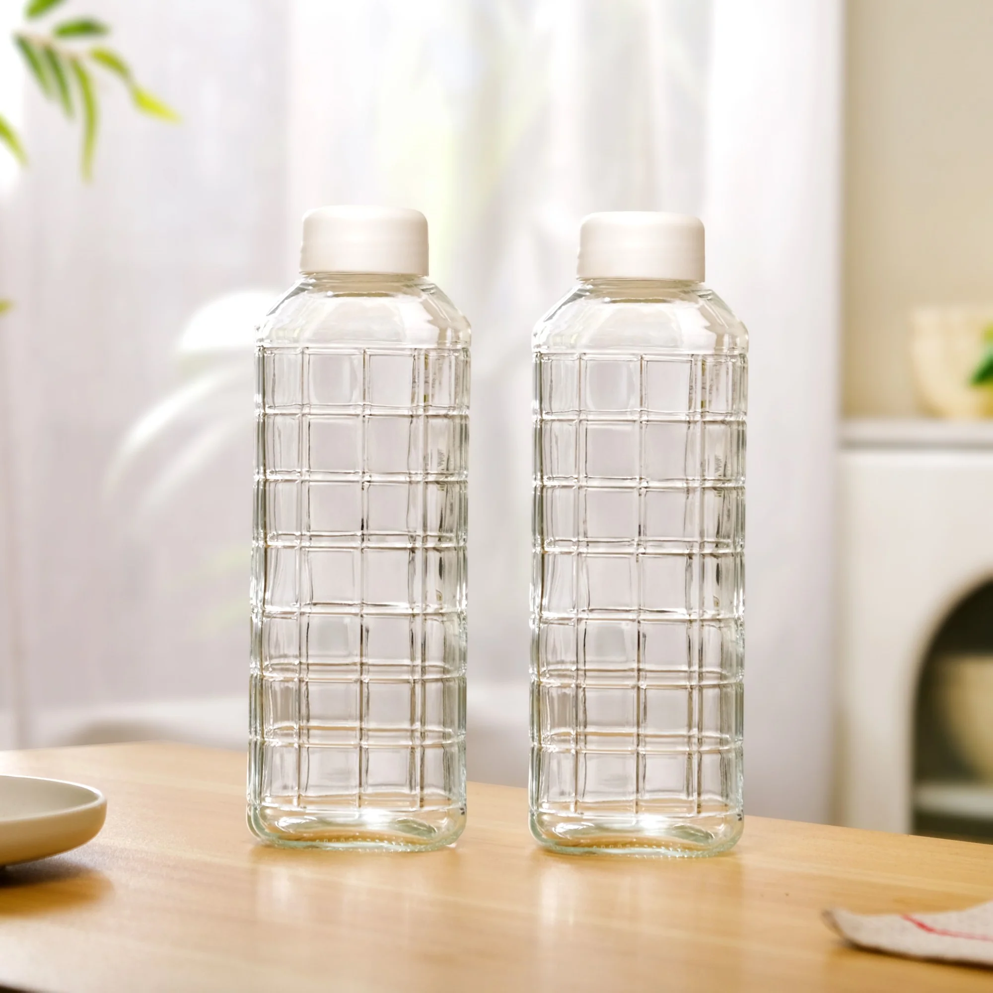 Everyday Transparent Glass Bottle Set Of 2 980ml - Image 8