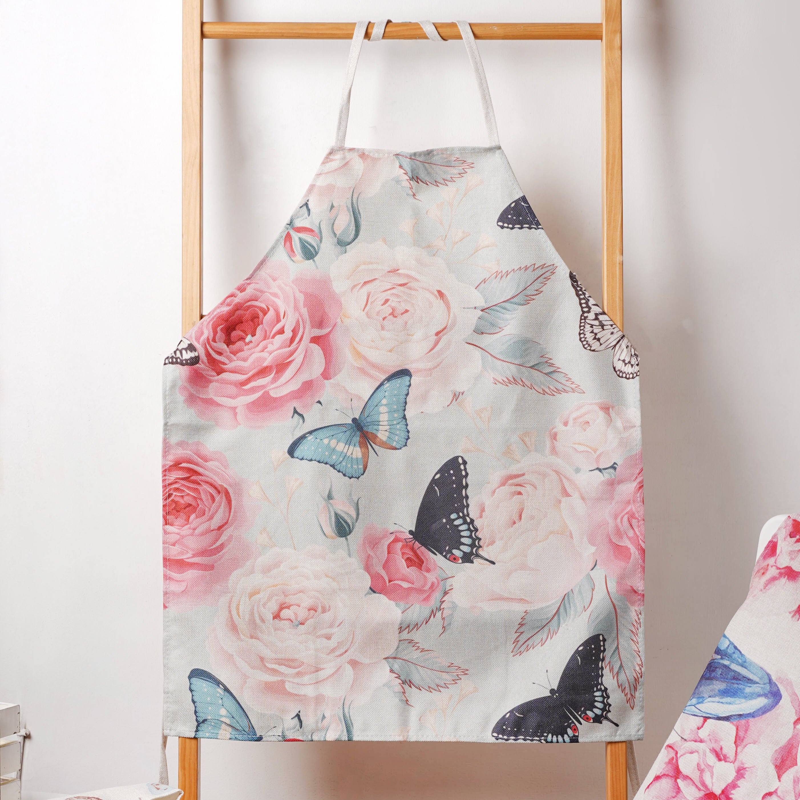 Fancy Apron - Image 4