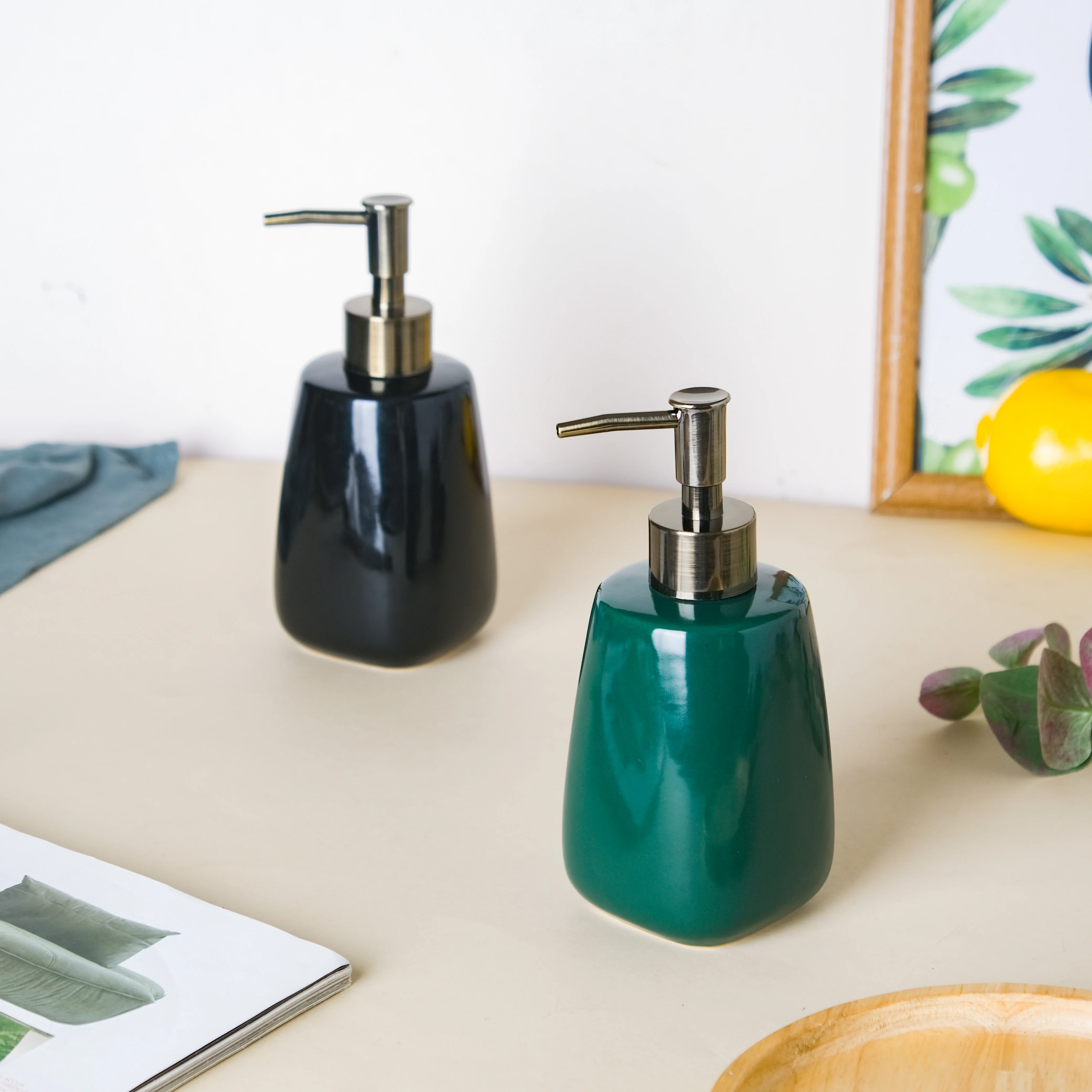 Fancy Lotion Pump Bottle - Image 5