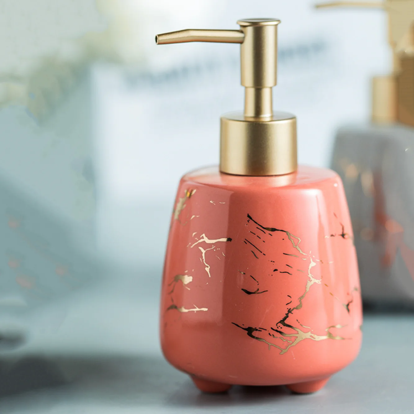 Fancy Shampoo Dispenser - Image 3