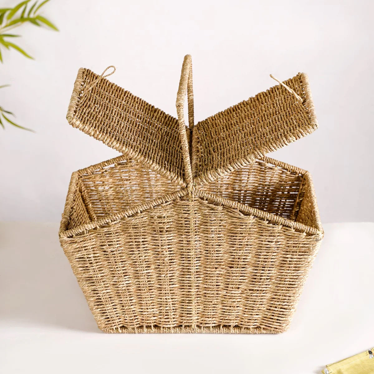 Farmhouse Eco Friendly Picnic Basket - Image 6