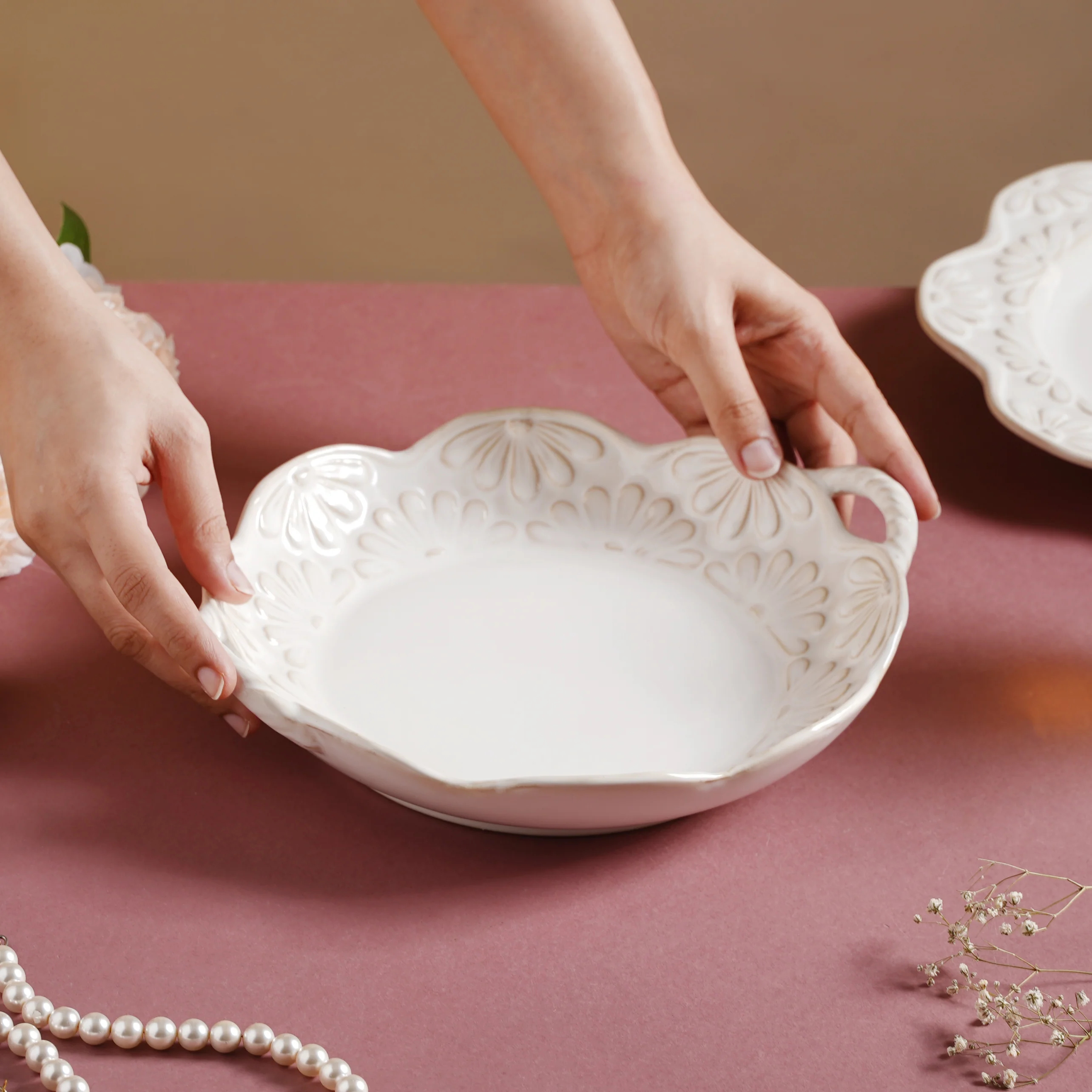Faye Bowl With Handle 9 Inch 500 ml - Image 2