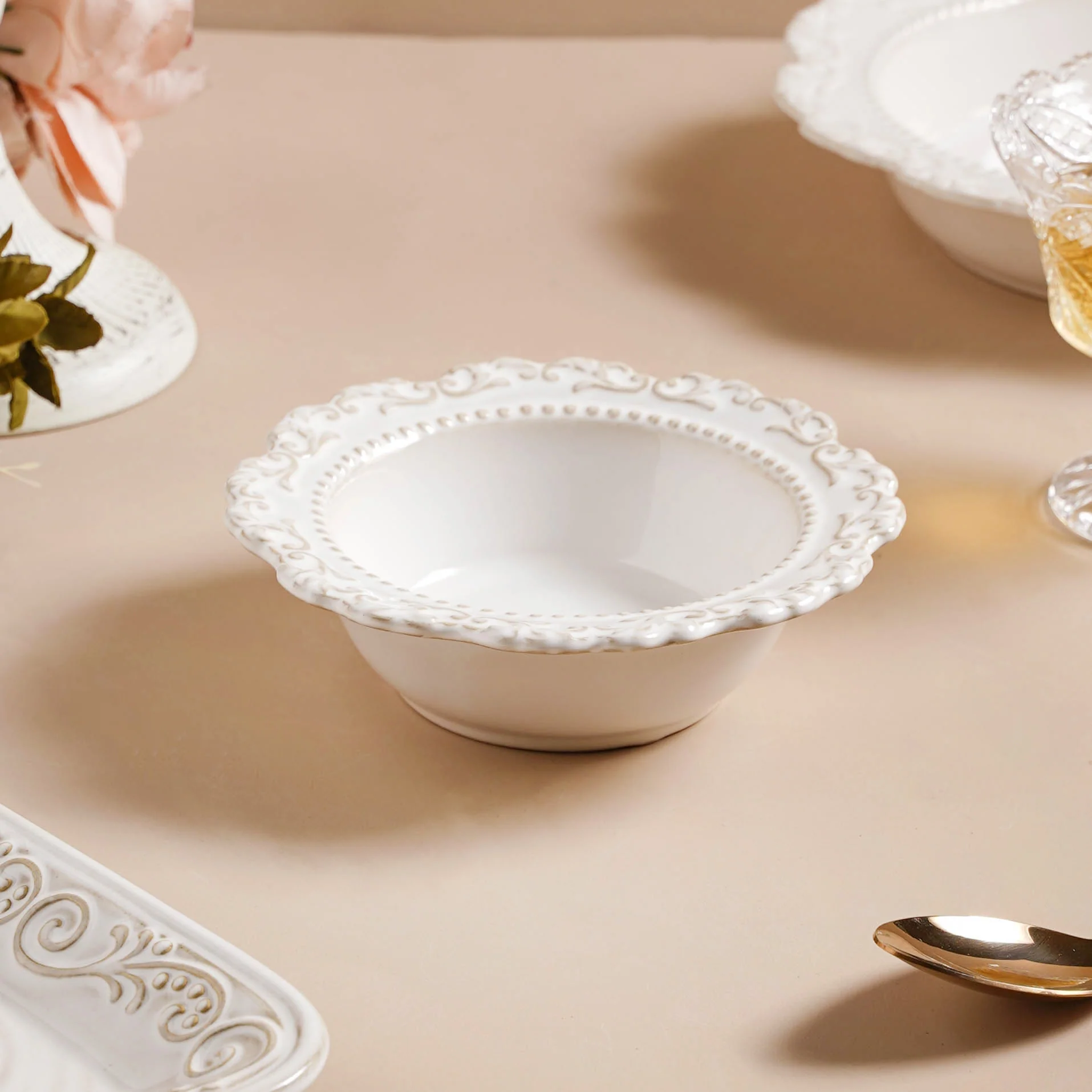 Faye Vintage 22 Piece Dinner Set For 6 - Image 13