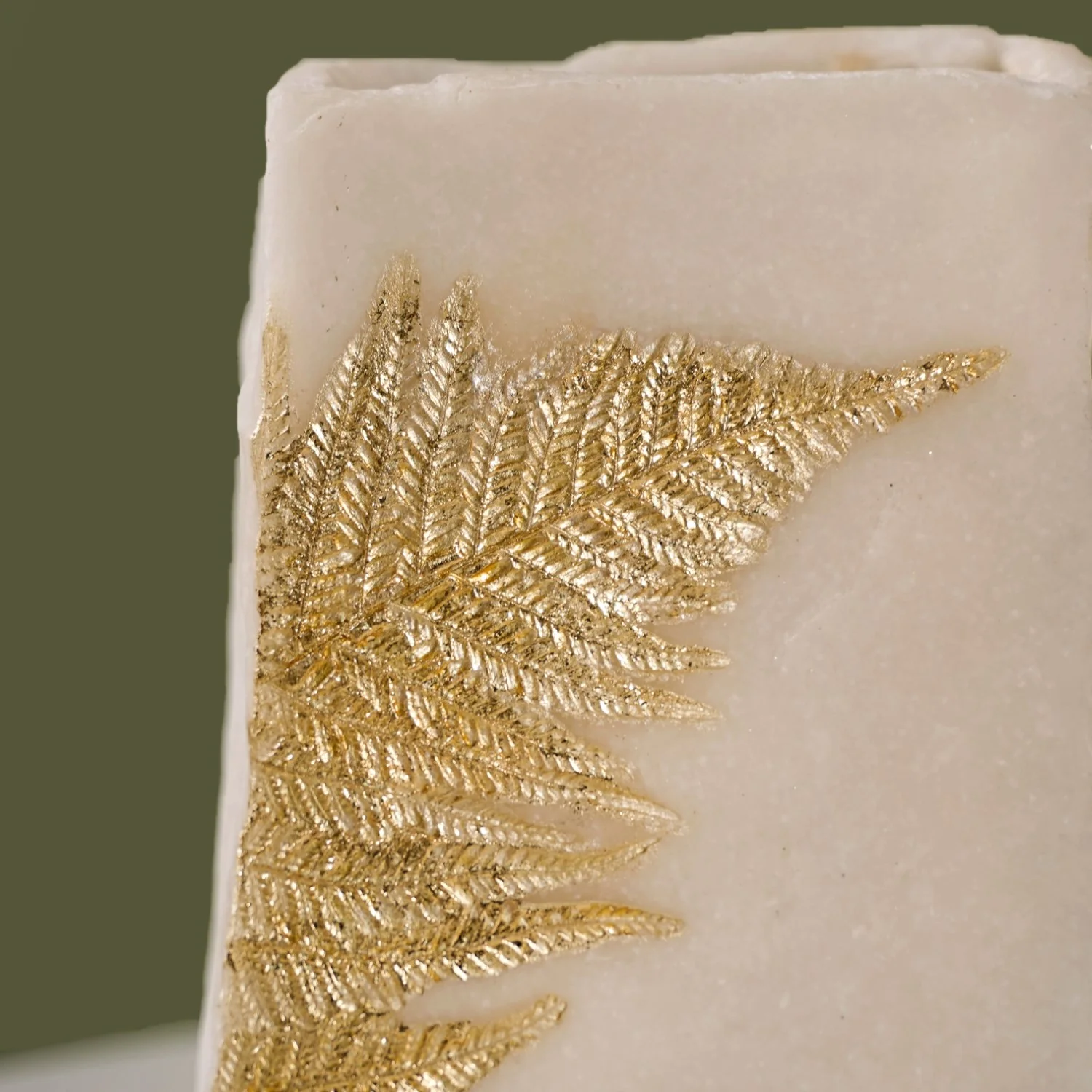 Fern Leaf Stone Finish Decor Vase - Image 7