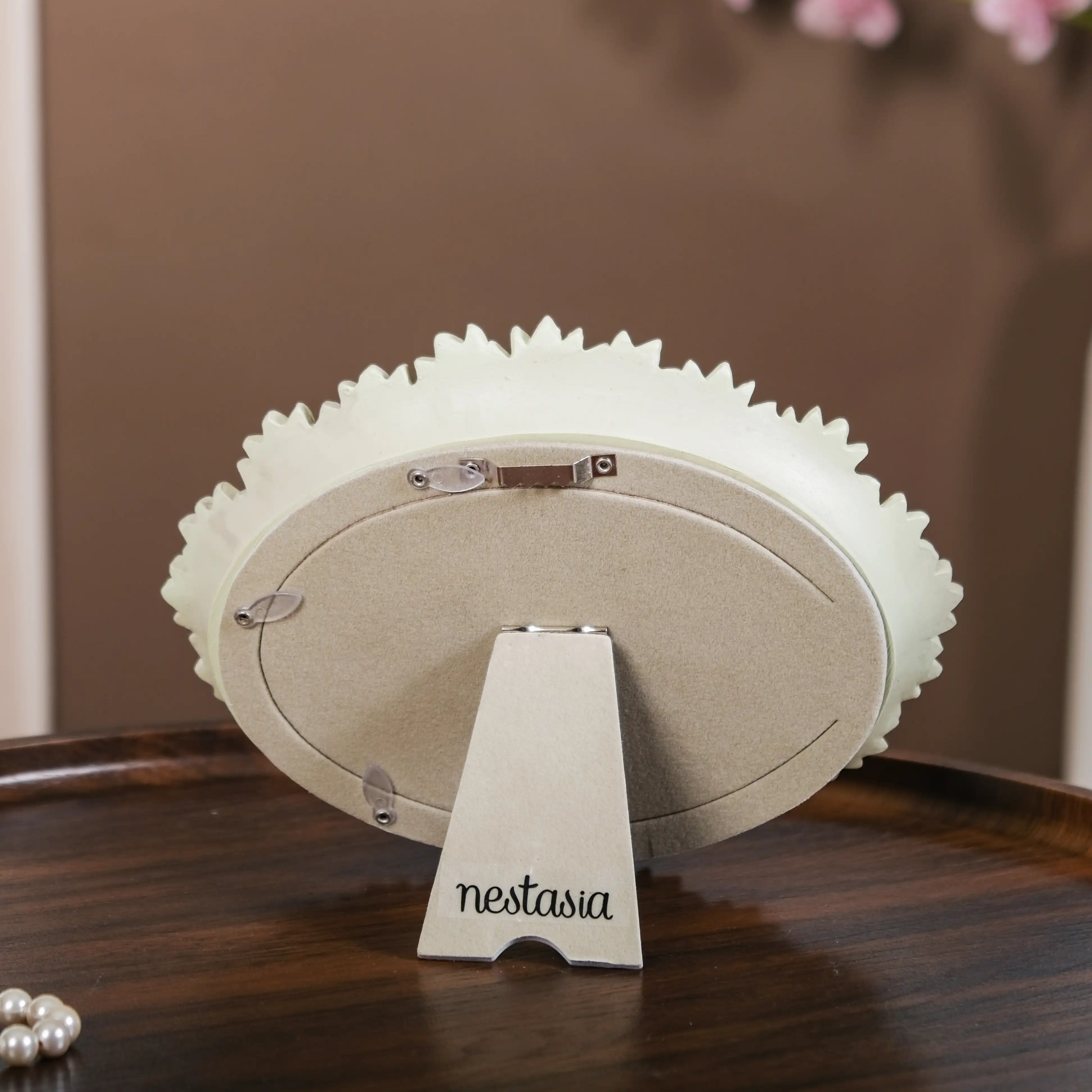 Fern Wreath Oval Photo Frame 8.5"x6.5" - Image 2