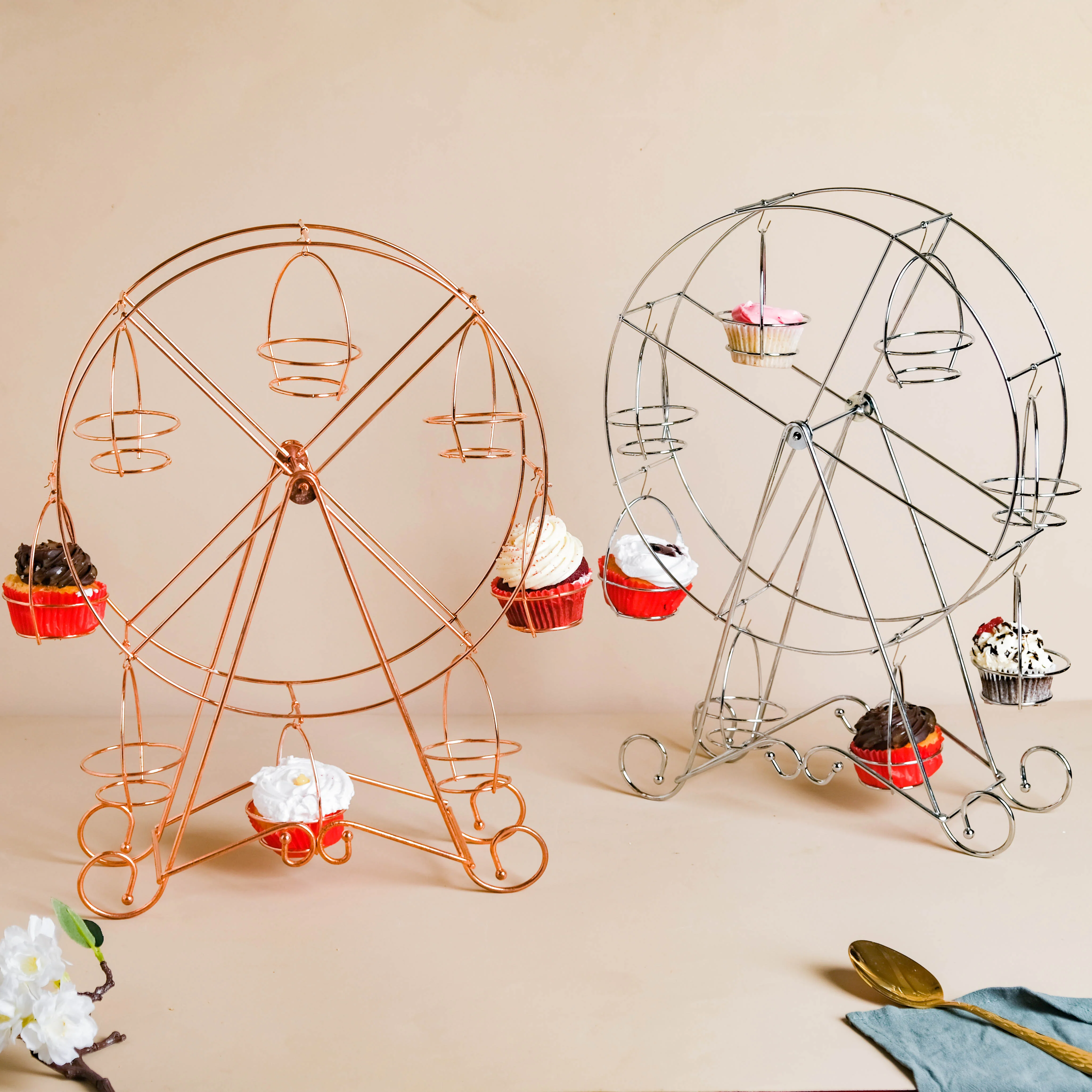 Ferris Wheel Cupcake Stand - Image 7