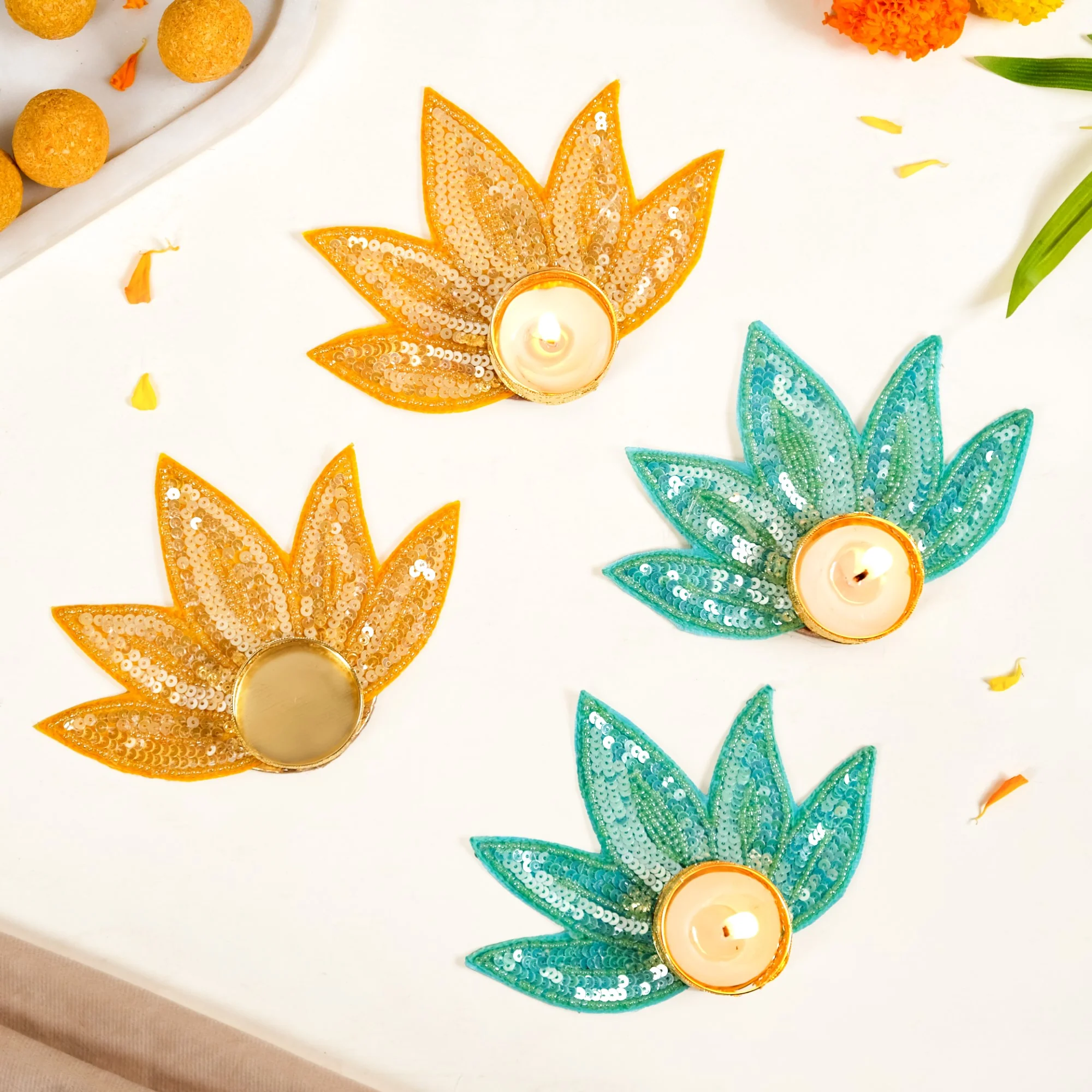 Festive Lotus Tealight Candle Holder Set Of 4 - Image 2
