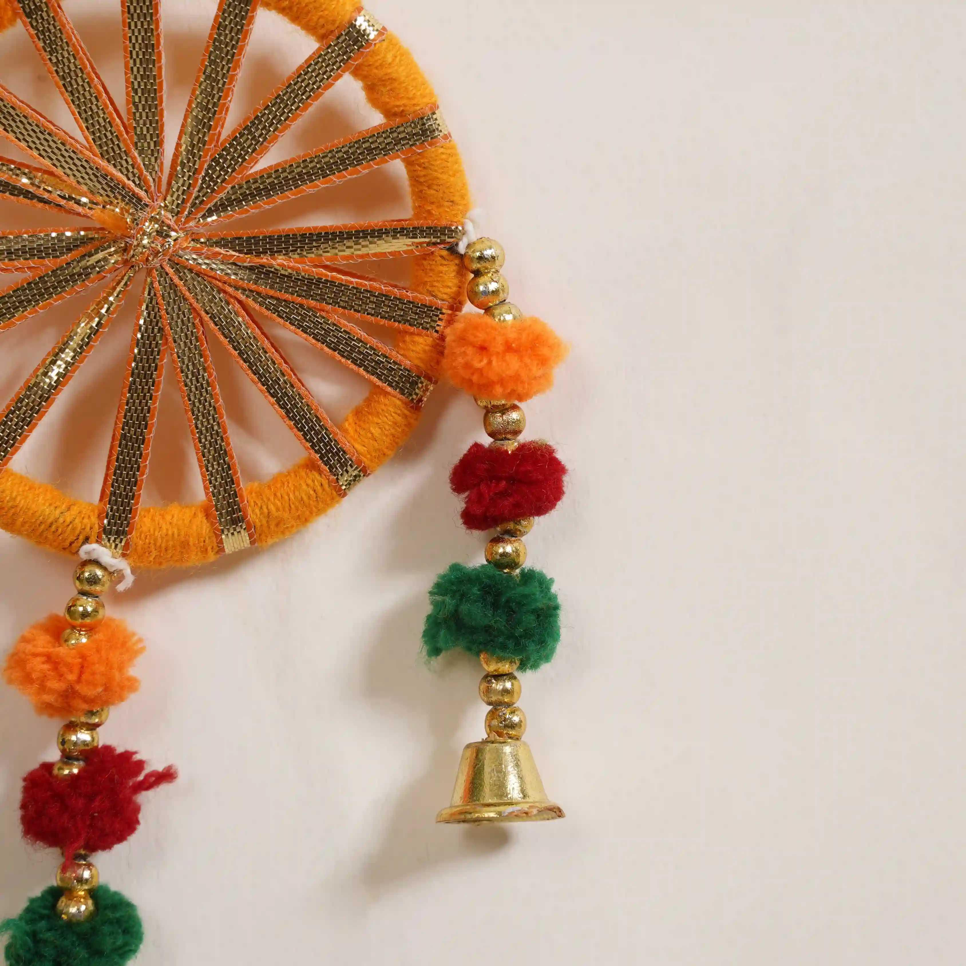 Festive Wheel Door Hanging Set Of 4 - Image 7