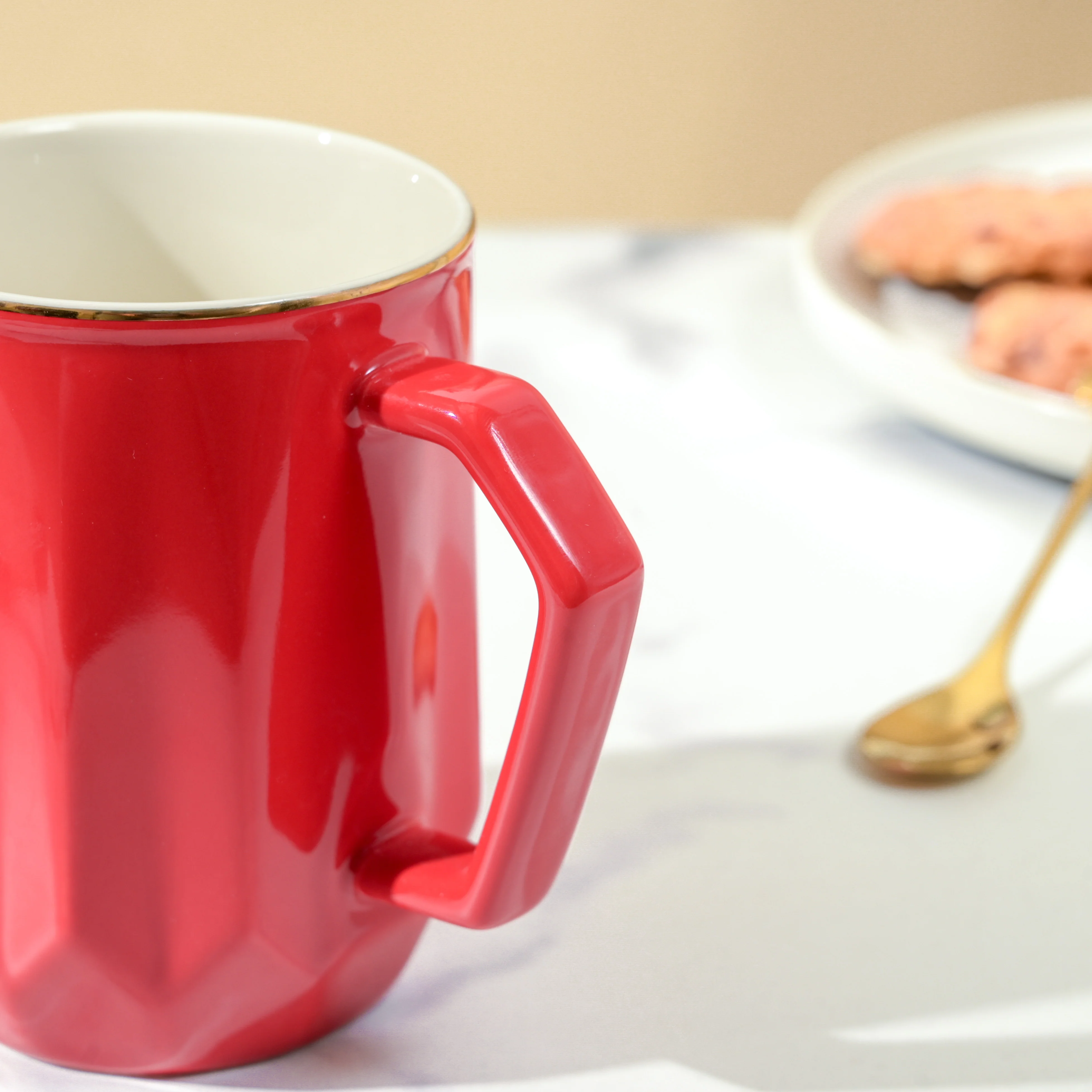 Flame Red Ceramic Mug 350 ml - Image 3