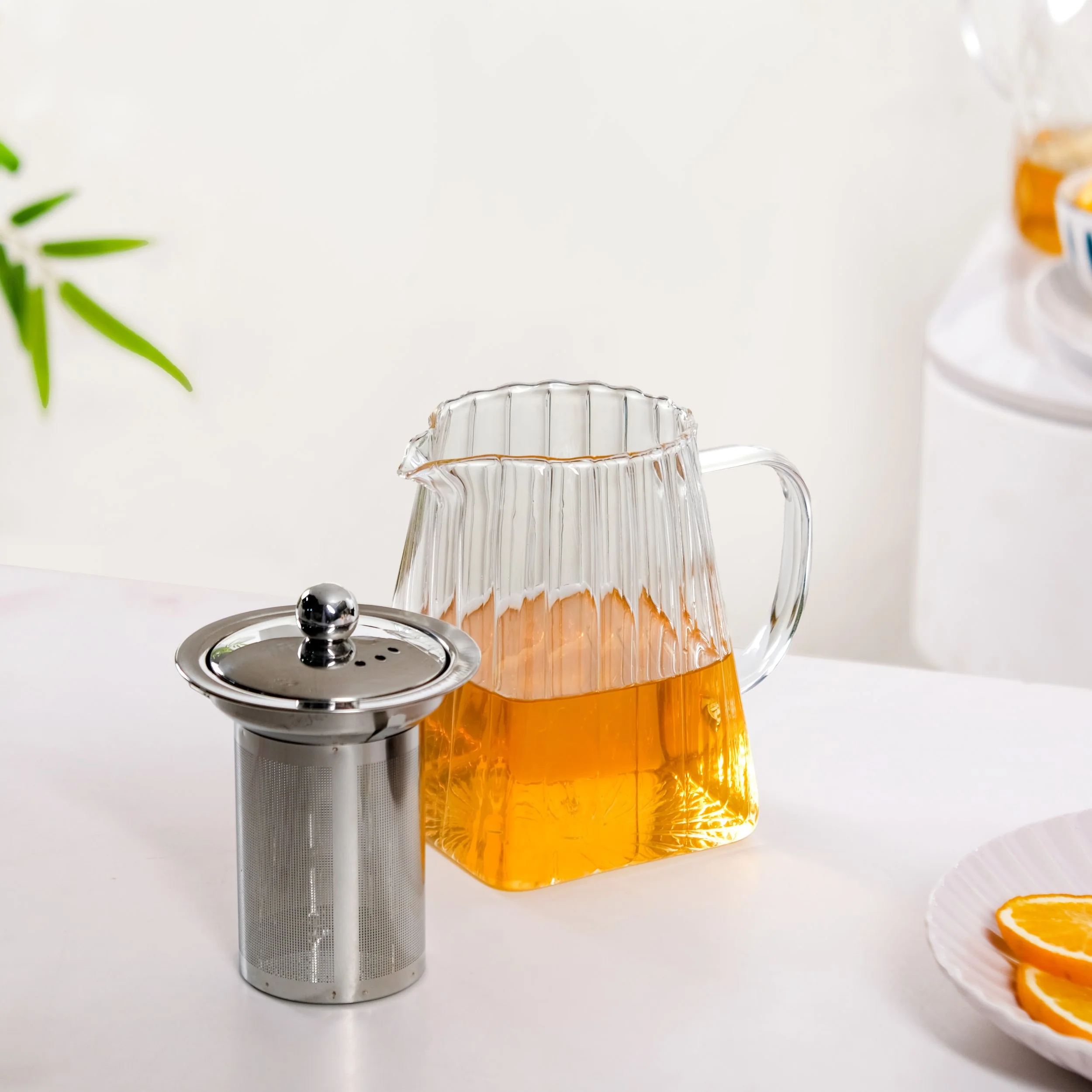 Flame Safe Glass Teapot With Filter 750ml - Image 8