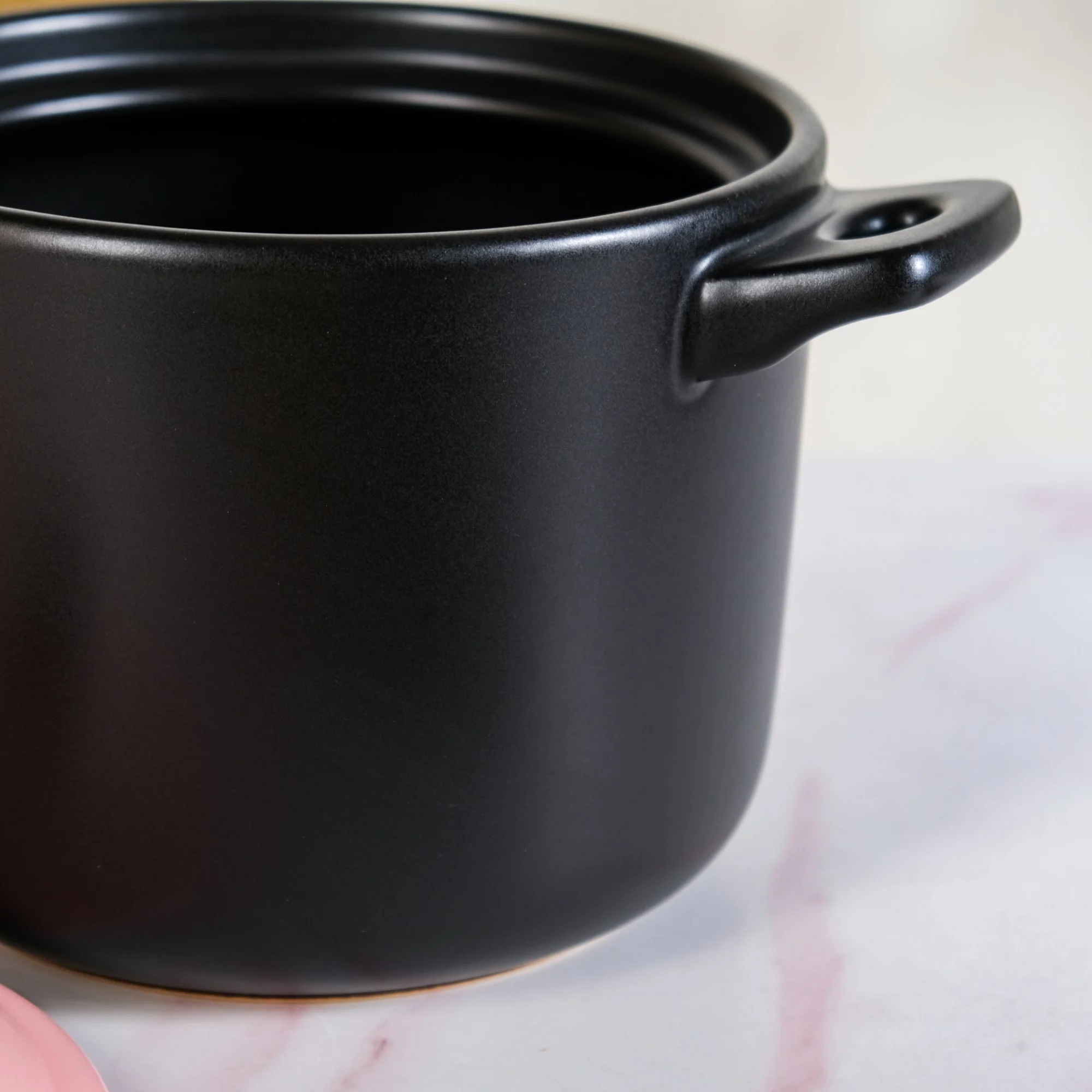 Flamora Ceramic Cooking Pot Pink Black 4700ml - Image 7