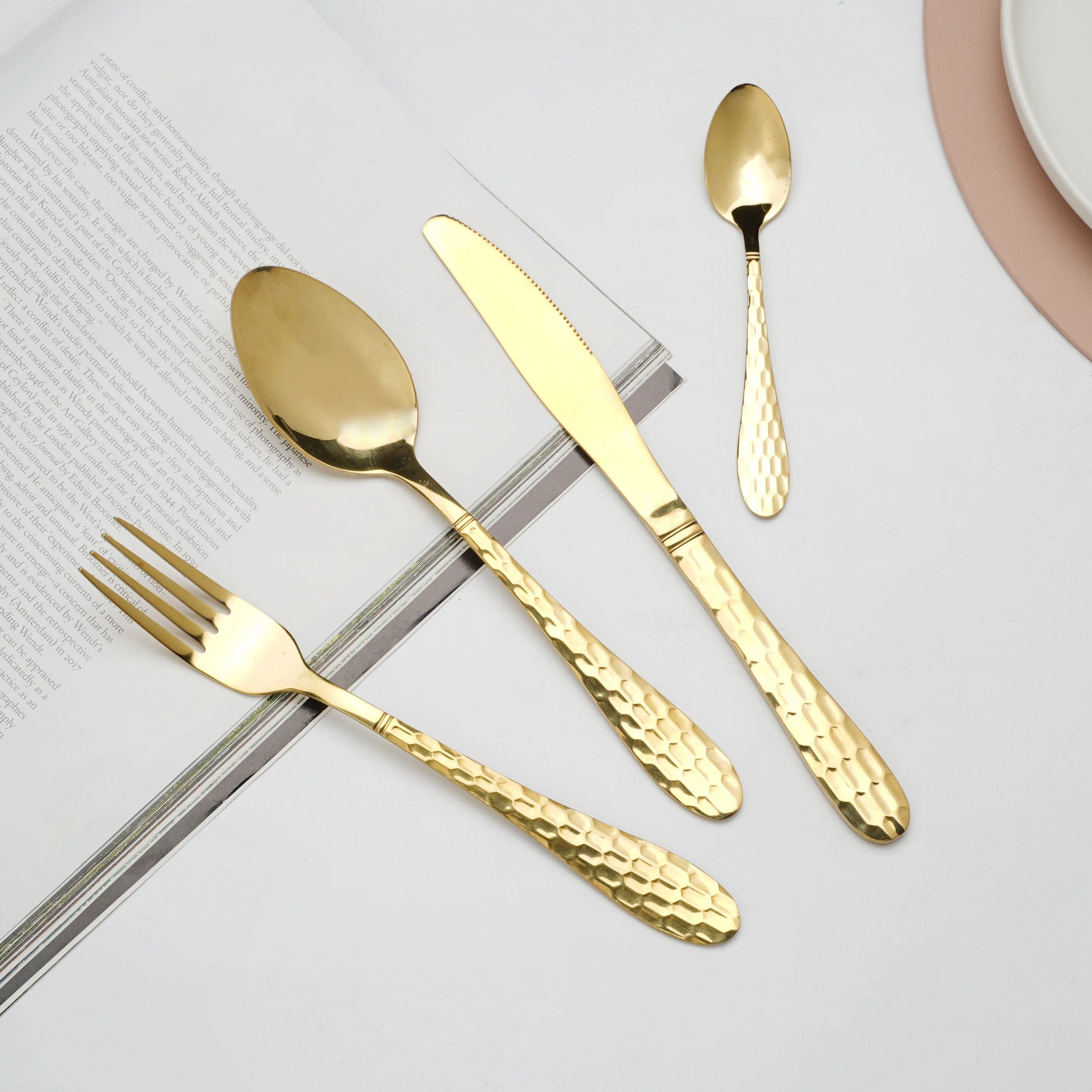 Flatware Set - Image 11