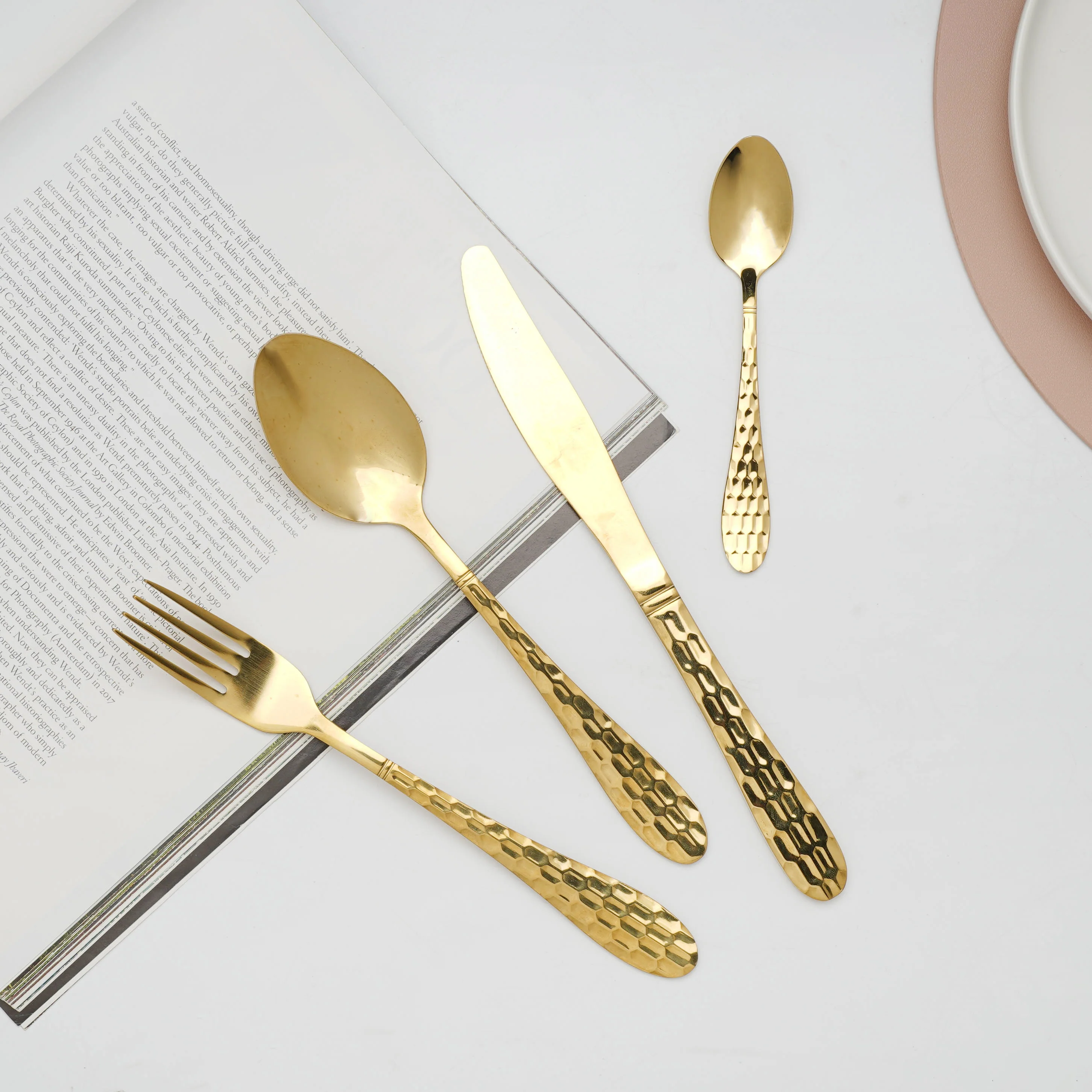 Flatware Set - Image 15