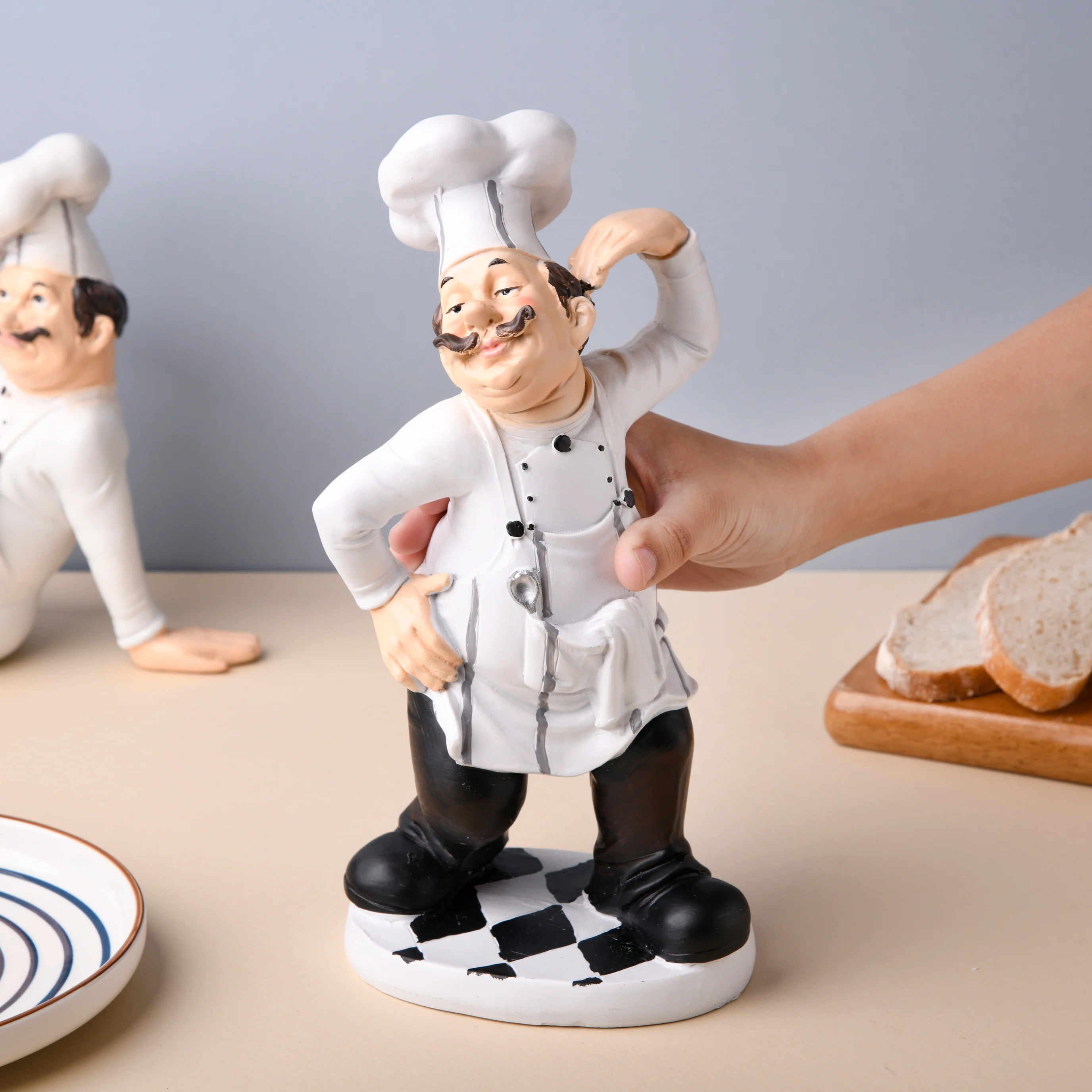 Flaunting Chef Decor - Image 2