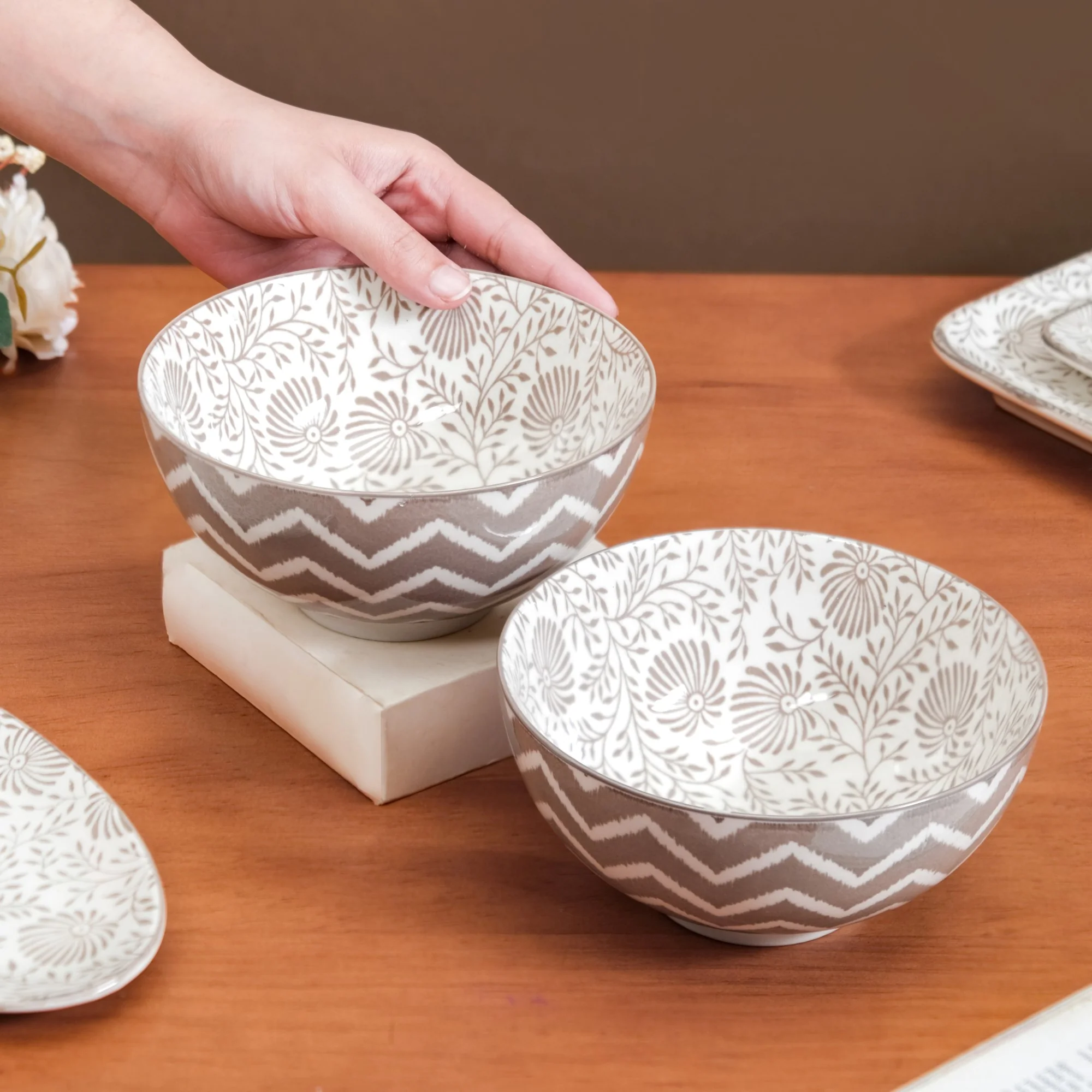 Floral Fiesta Serving Bowls Set Of 2 650ml - Image 2