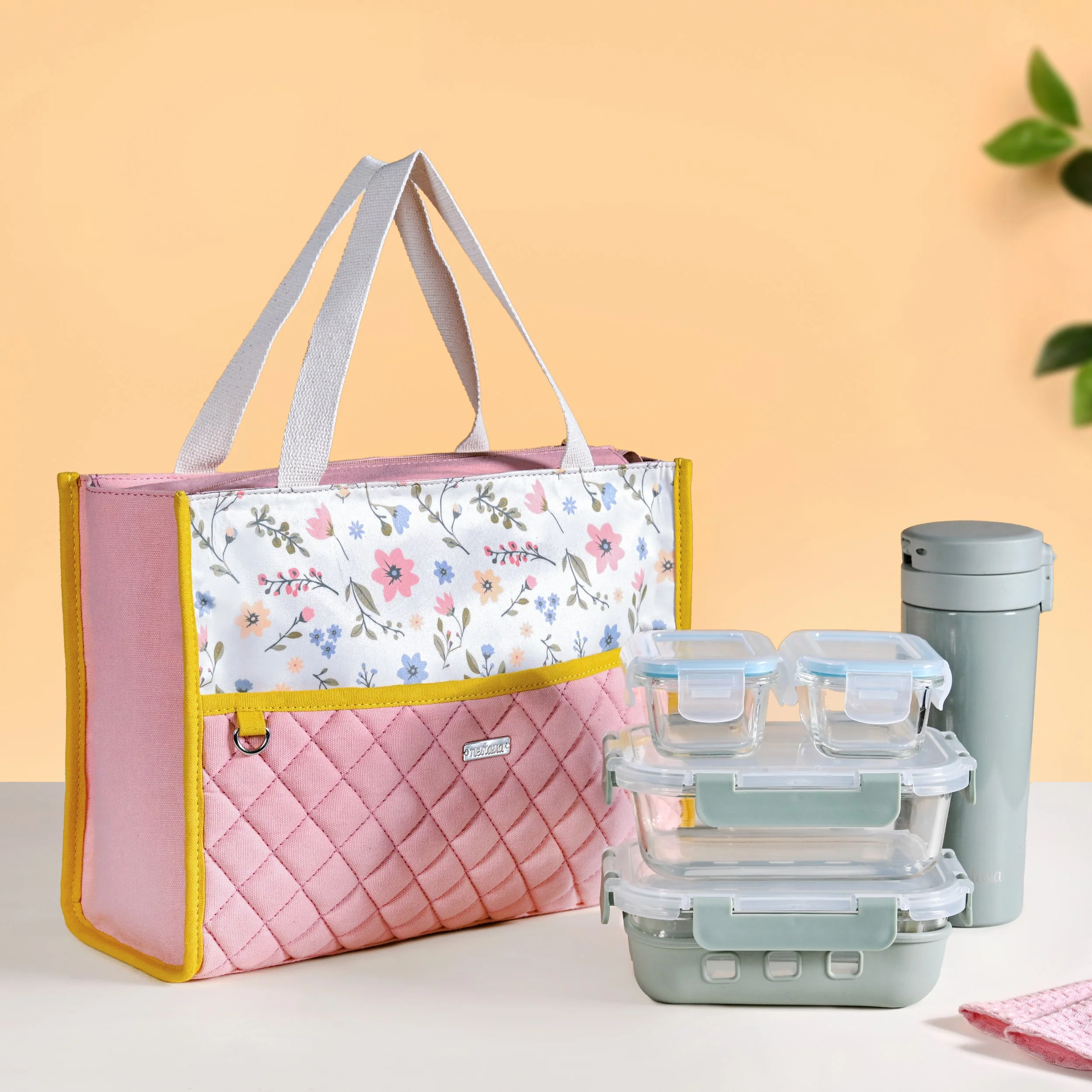 Floral Pink Quilted Multipurpose Lunch Bag - Image 8