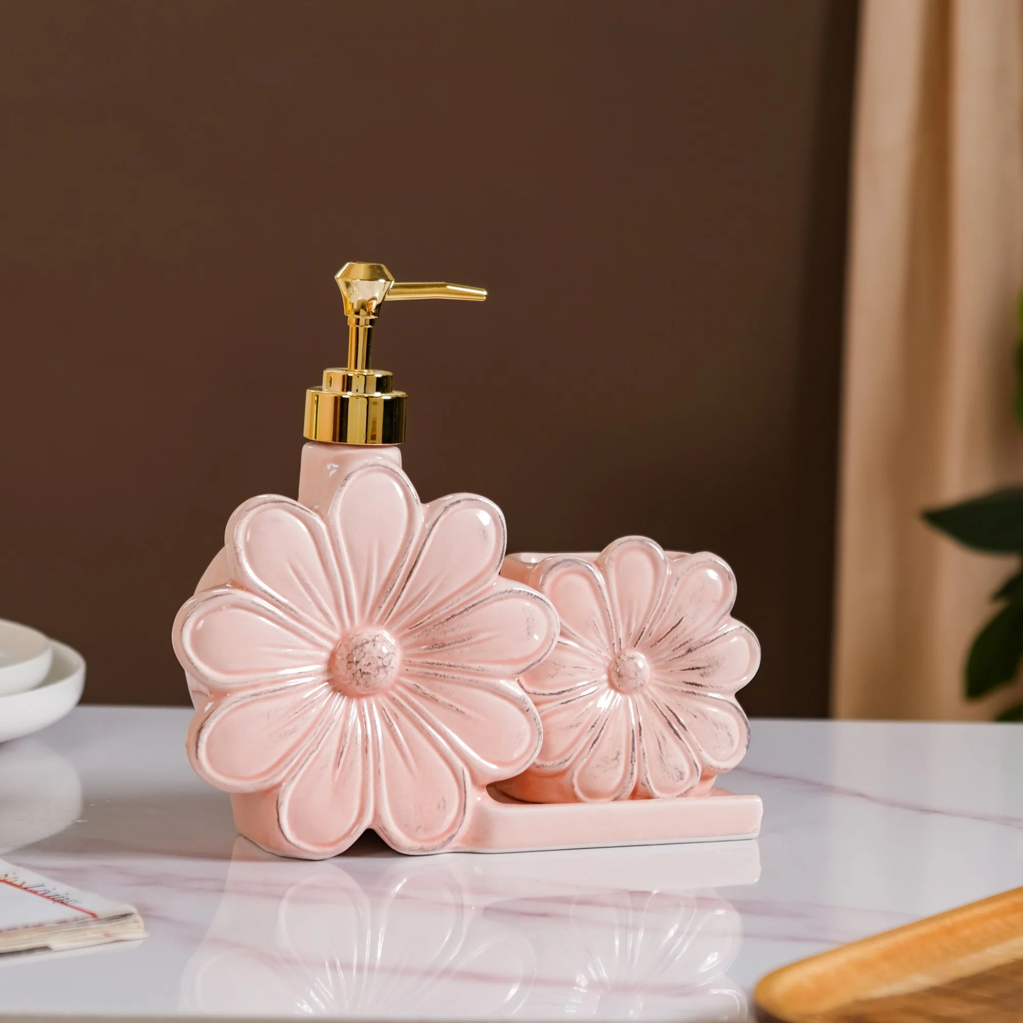Floral Soap Dispenser With Holder Pink - Image 6