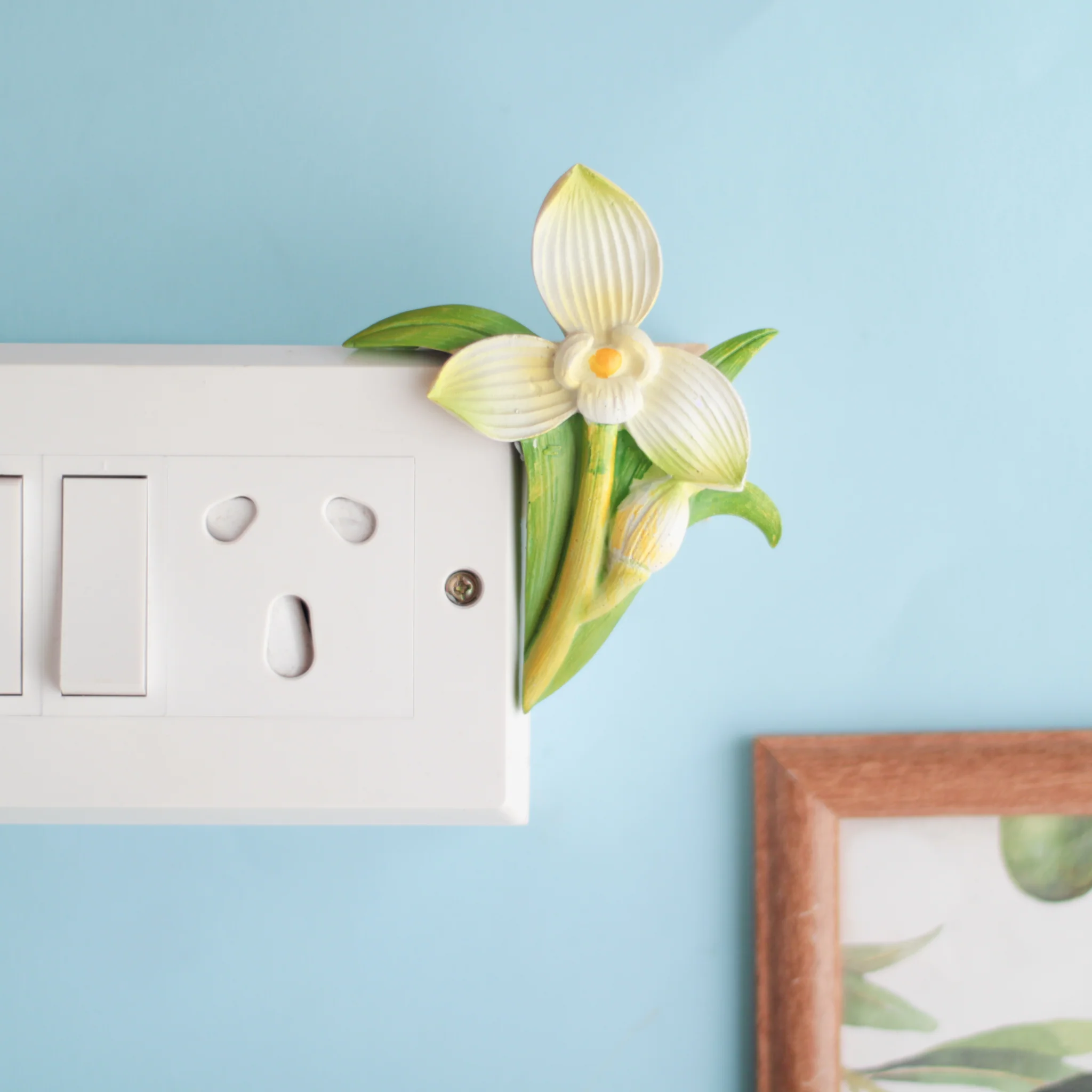Floral Switchboard Decoration - Image 6