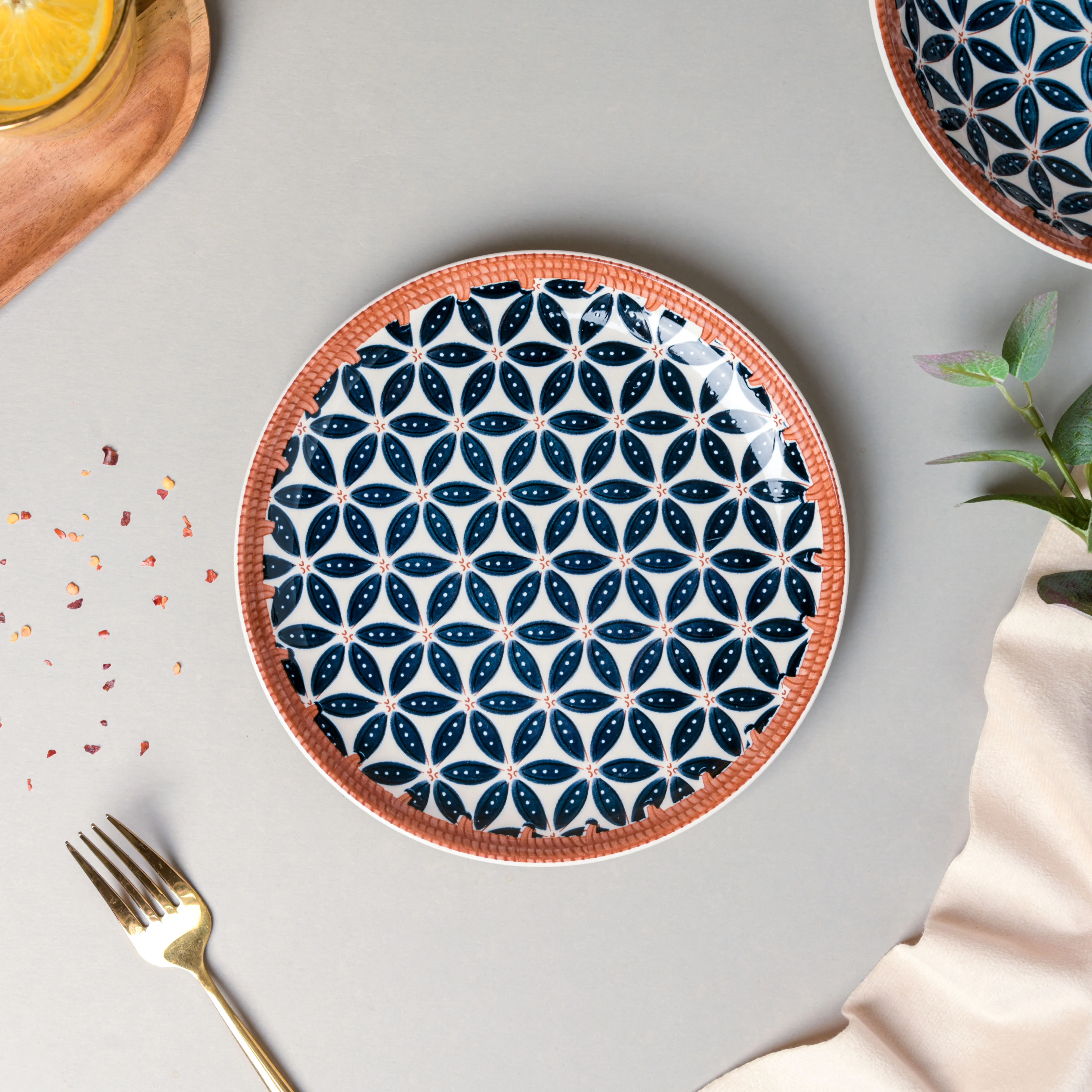 Floret Ceramic Snack Plate 7.5 Inch