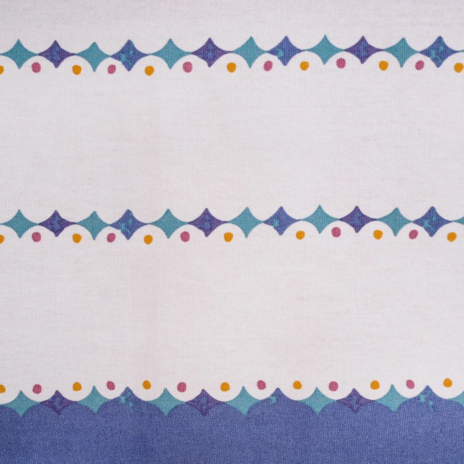Florina 6 Seater Pure Cotton Tablecloth 215x167cm - Image 6