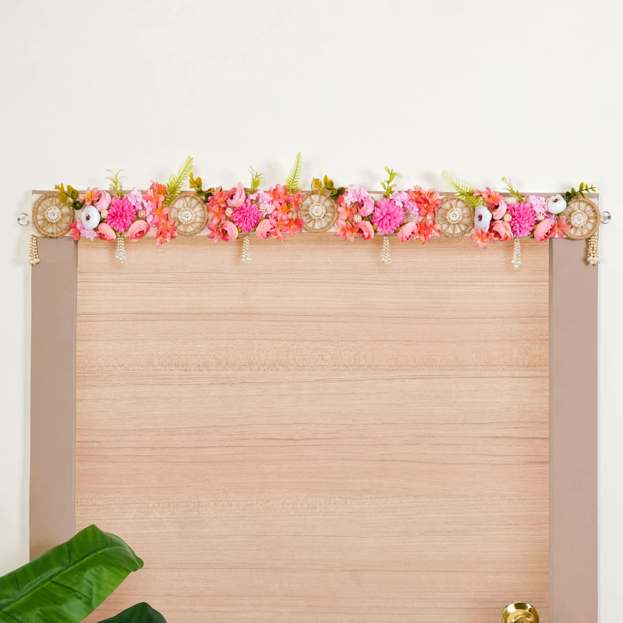 Flower And Pearls Decorative Toran