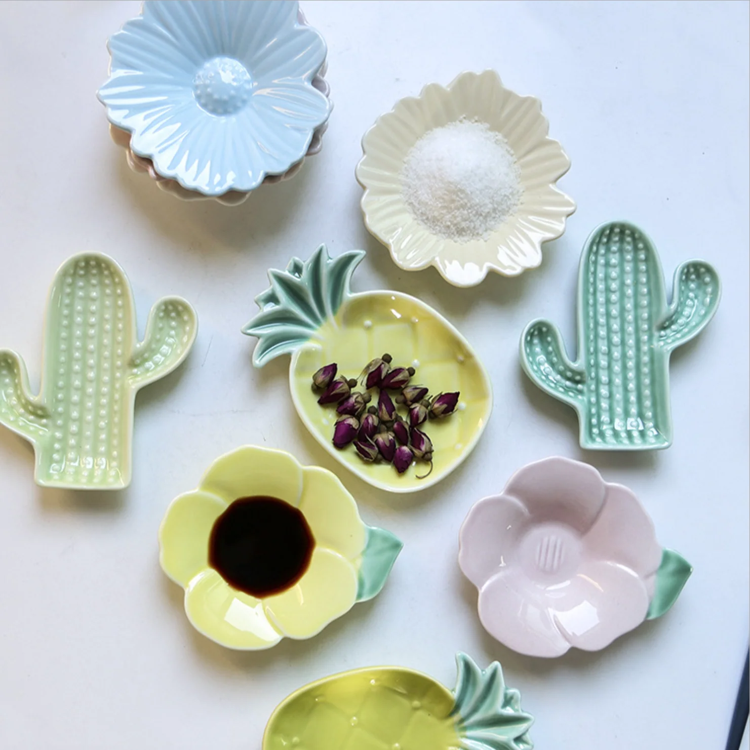 Mini Flower Shape Plate - Image 7