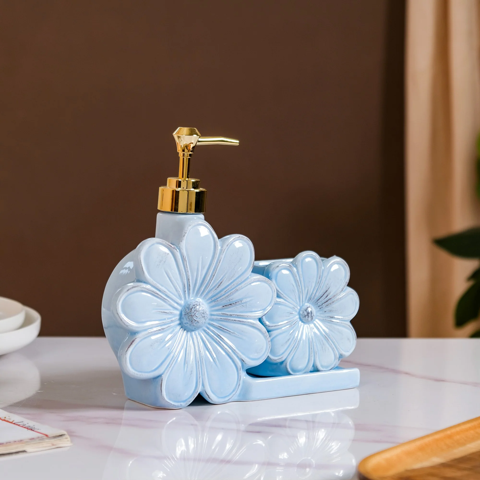 Flower Soap Dispenser With Holder Ceramic Blue - Image 8