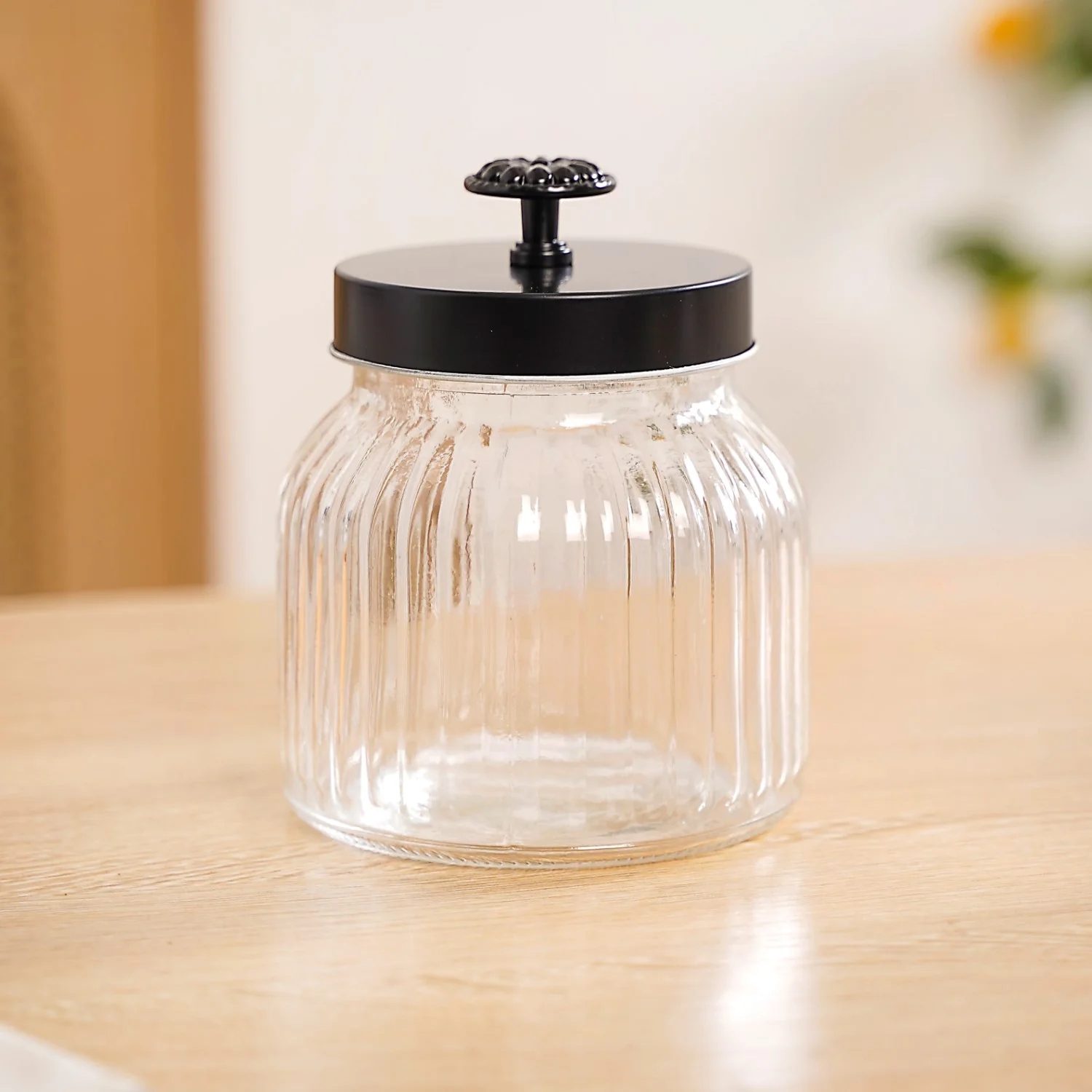 Fluted Jar With Flower Knob Lid Set Of 4 Matte Black 700ml - Image 6