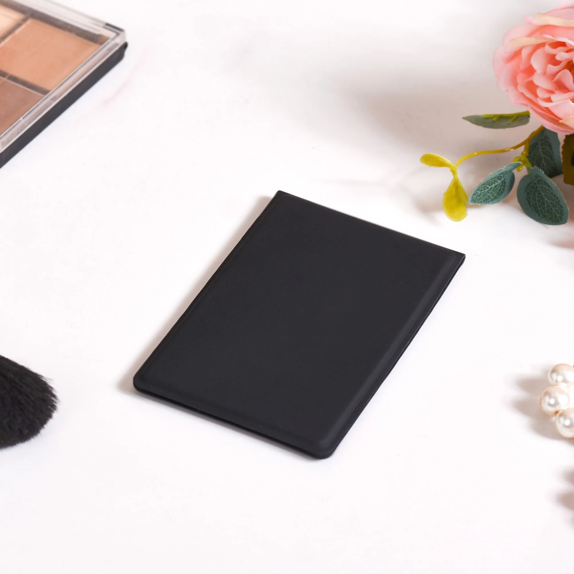 Foldable Compact Mirror Black - Image 8
