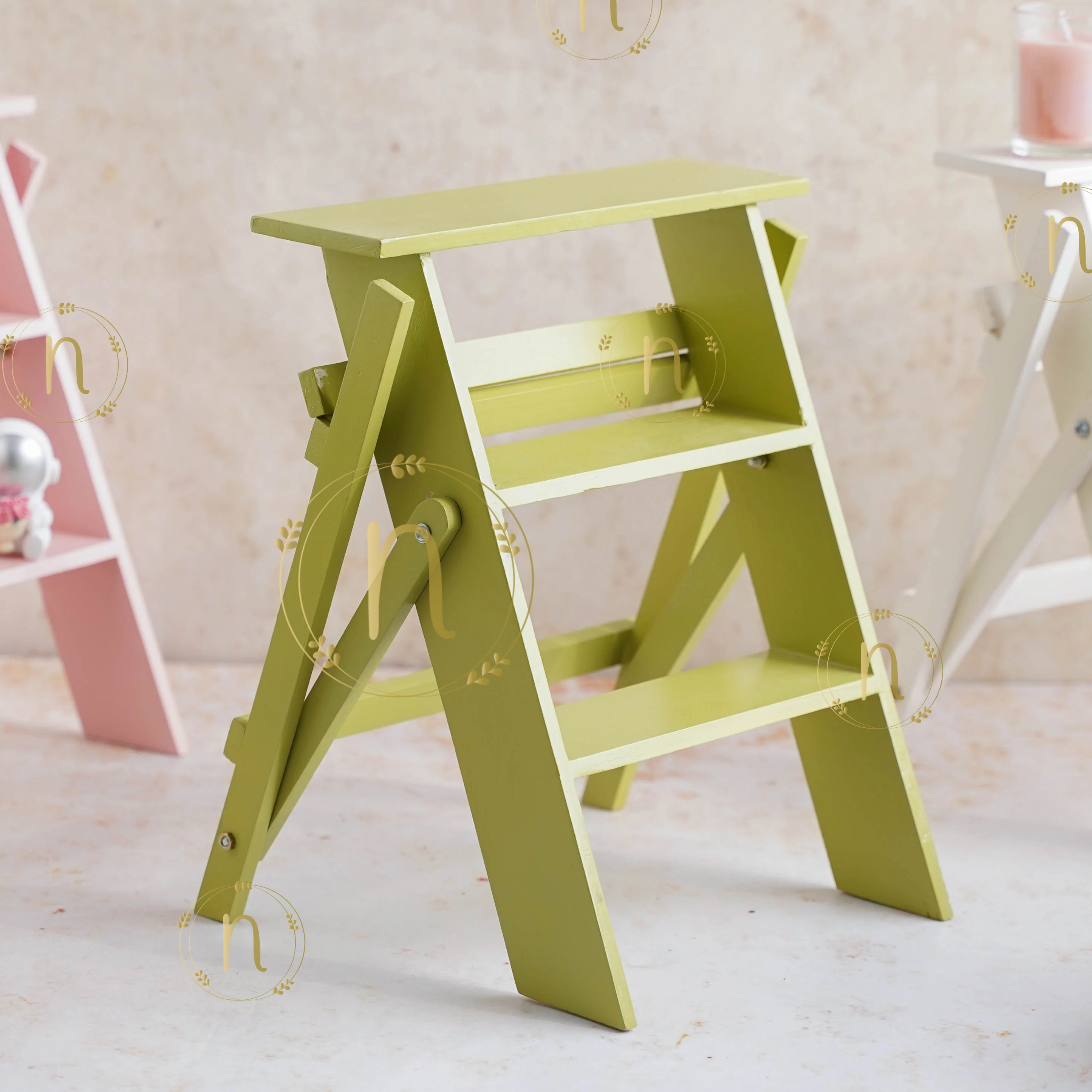Foldable Stand - Image 15