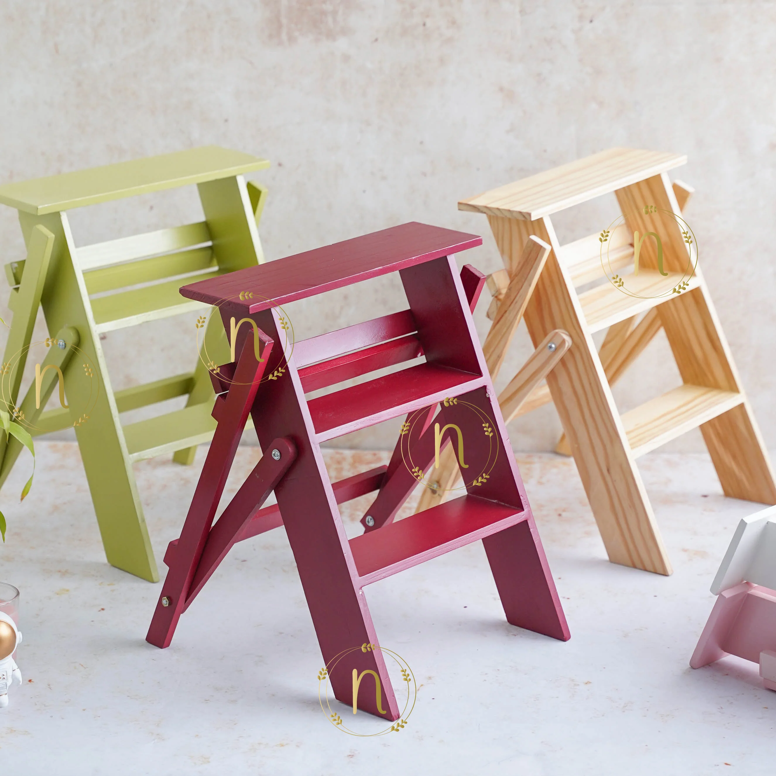Foldable Stand - Image 4