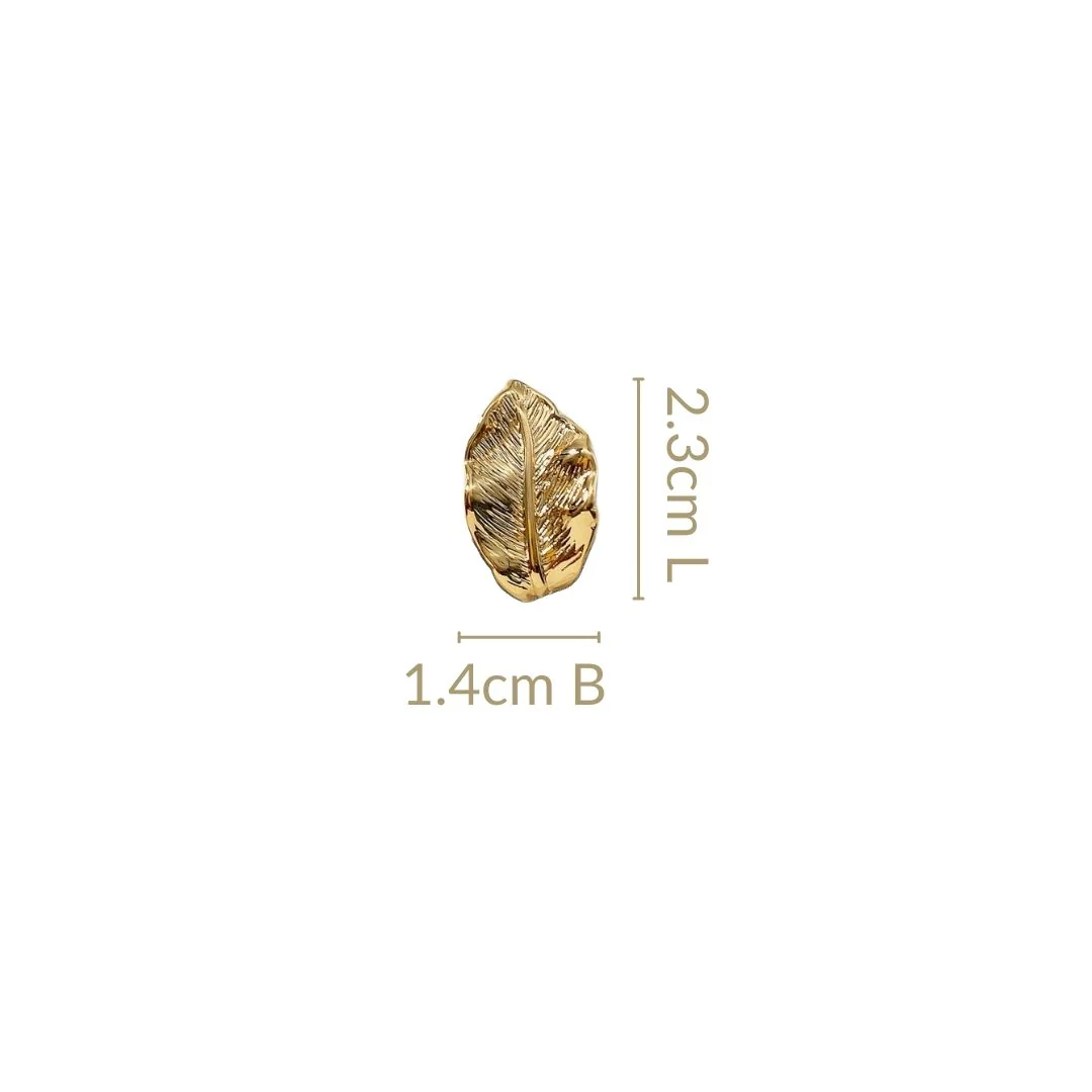 Foliage Stud Earrings Gold - Image 3
